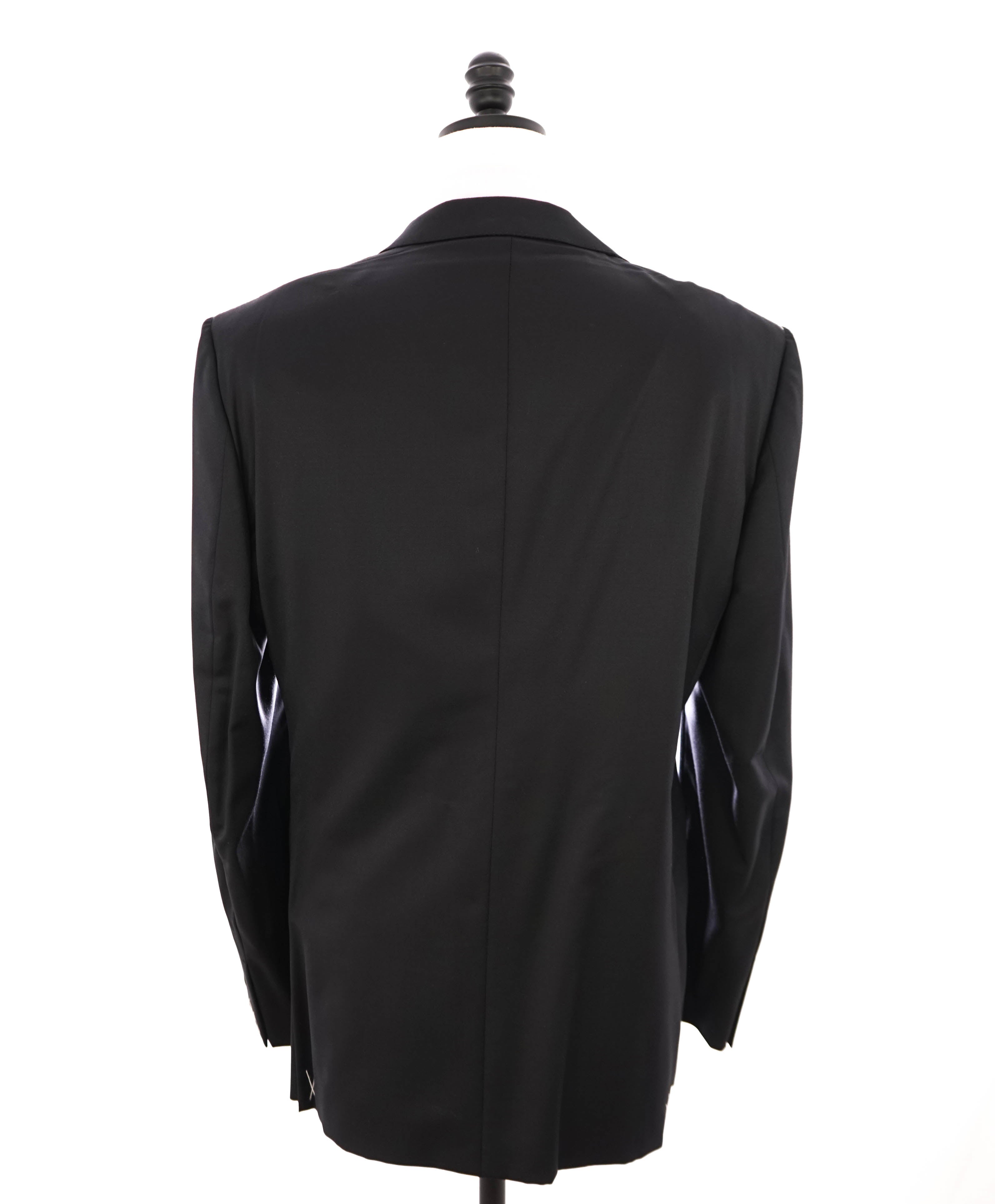 $2,995 ERMENEGILDO ZEGNA - PEAK LAPEL Tuxedo Dinner Jacket 1-Piece - 46R