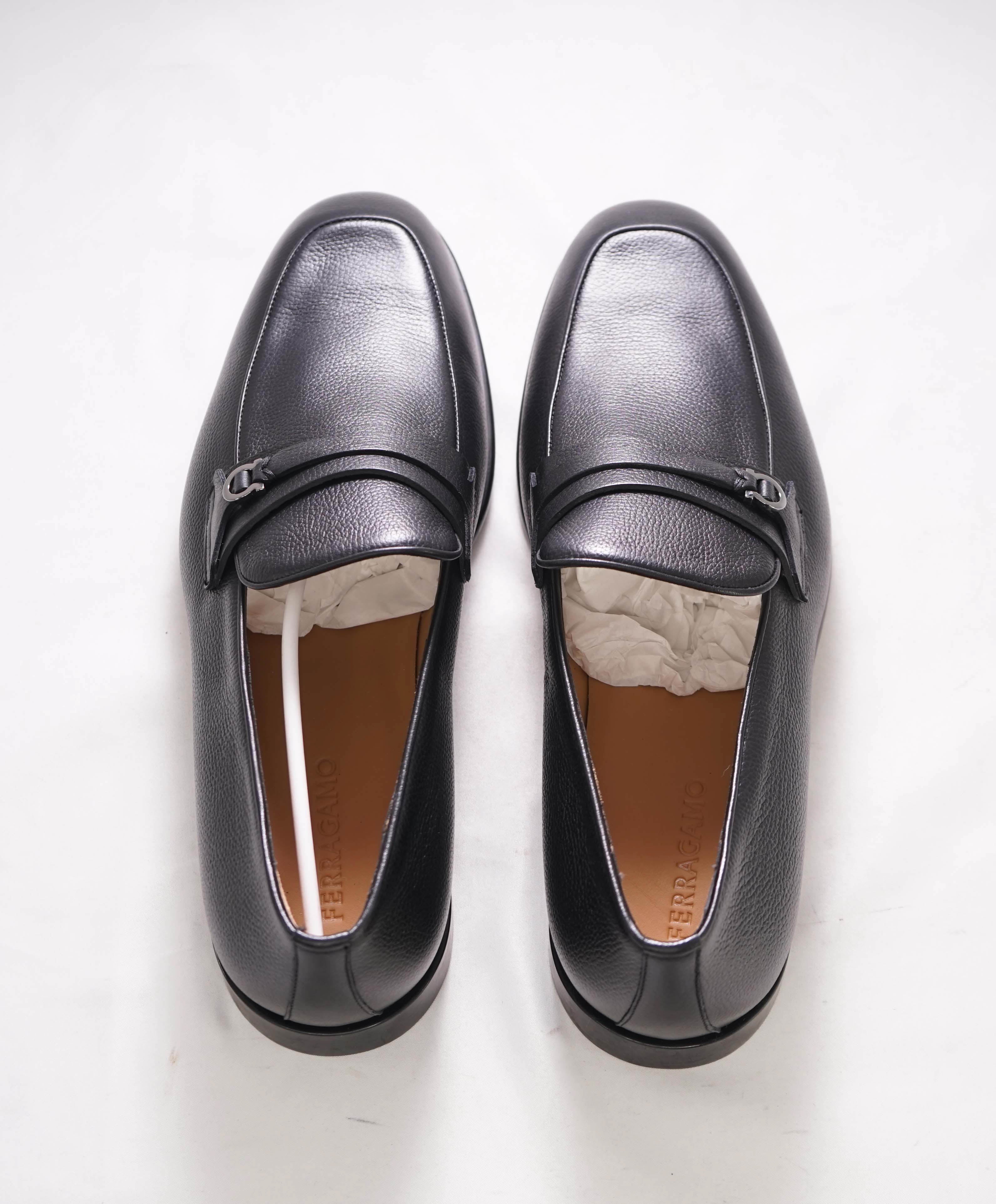 $895 SALVATORE FERRAGAMO - “DESIO" Gancini Loafer Black Leather - 13 E