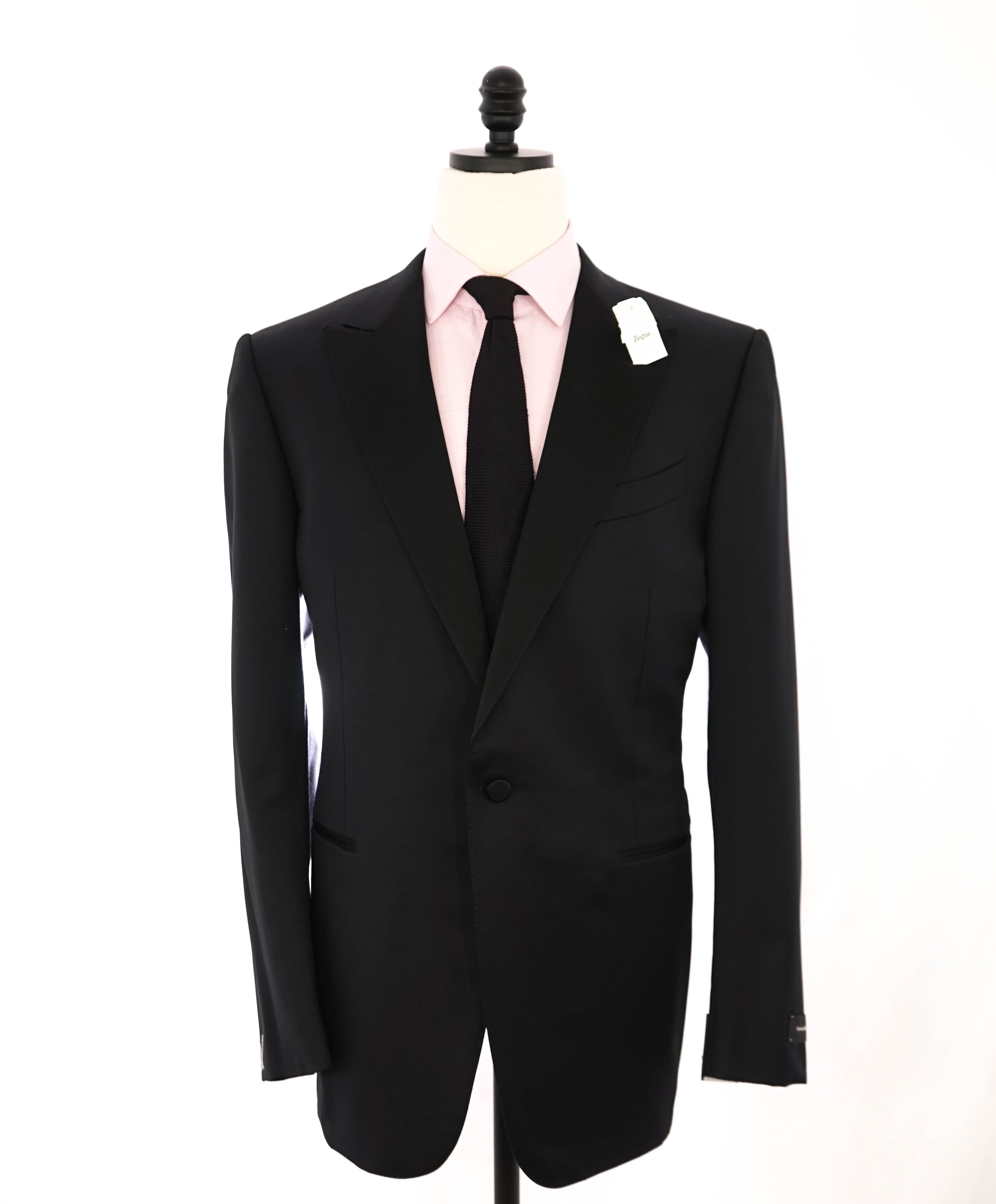 $2,995 ERMENEGILDO ZEGNA - PEAK LAPEL Tuxedo Dinner Jacket 1-Piece - 46L