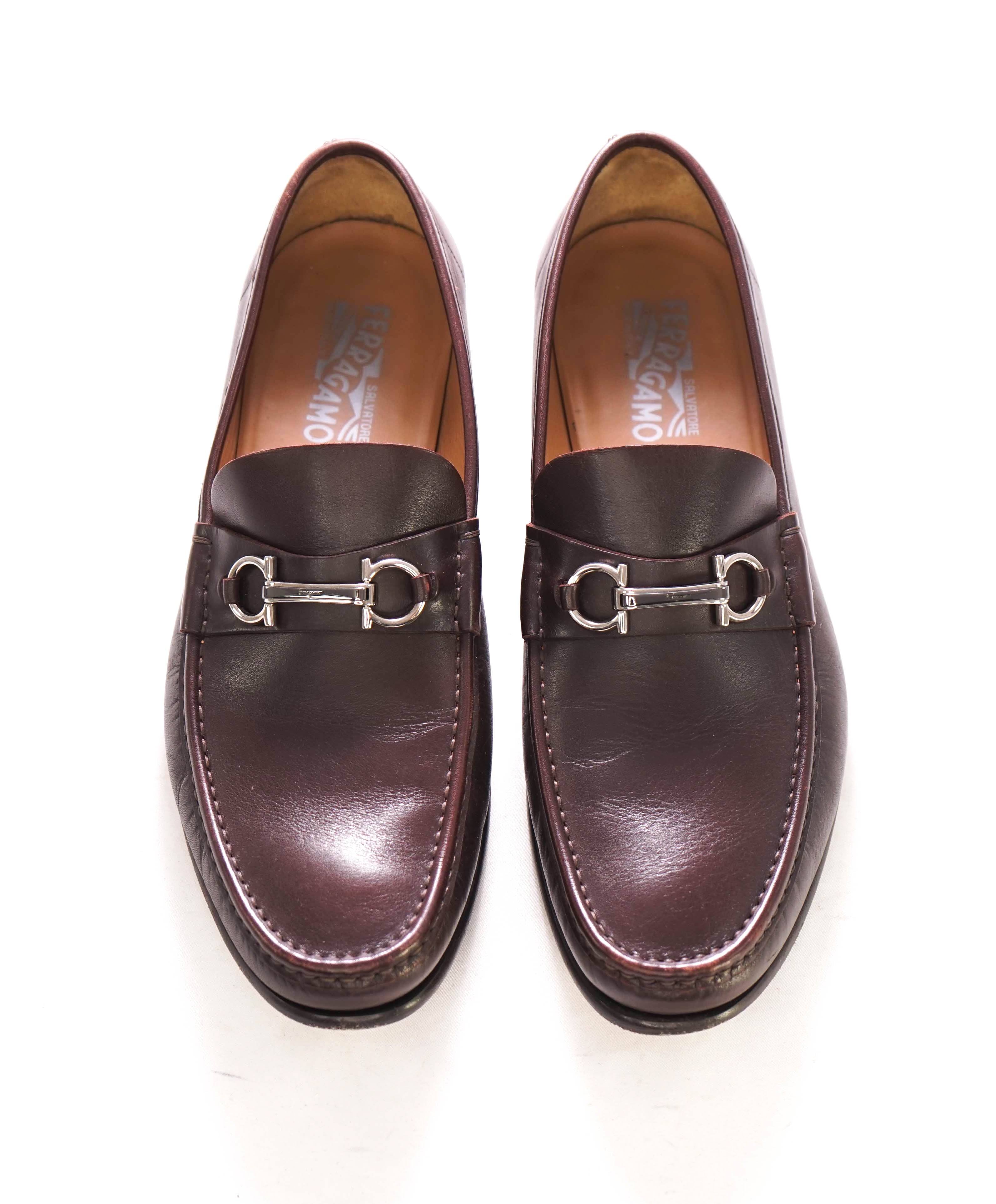 $850 SALVATORE FERRAGAMO - “Rafael" Oxblood/Brown Leather Gancini Logo Loafer- 13 EE