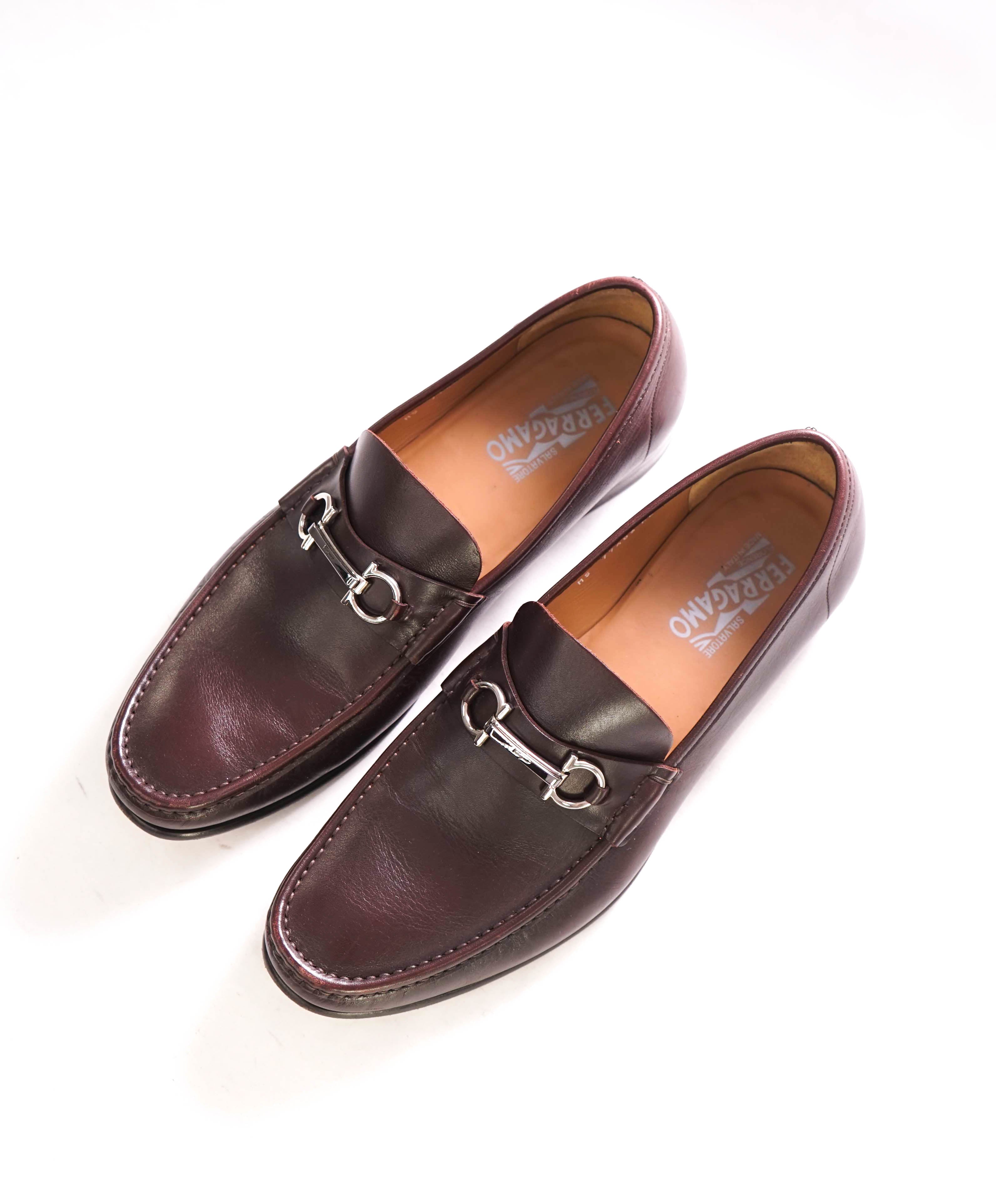 $850 SALVATORE FERRAGAMO - “Rafael" Oxblood/Brown Leather Gancini Logo Loafer- 13 EE