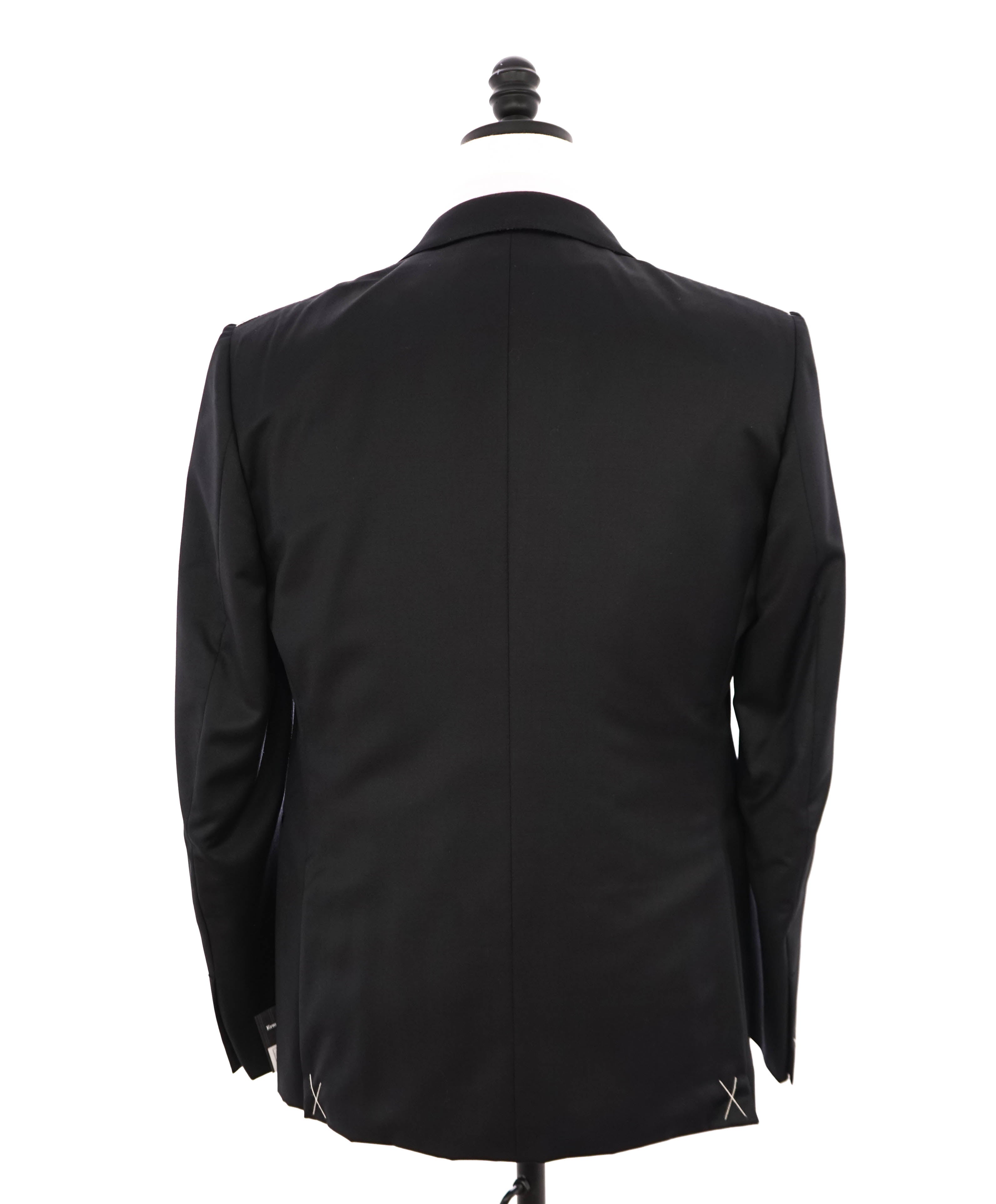 $2,995 ERMENEGILDO ZEGNA - PEAK LAPEL Tuxedo Dinner Jacket 1-Piece - 38S