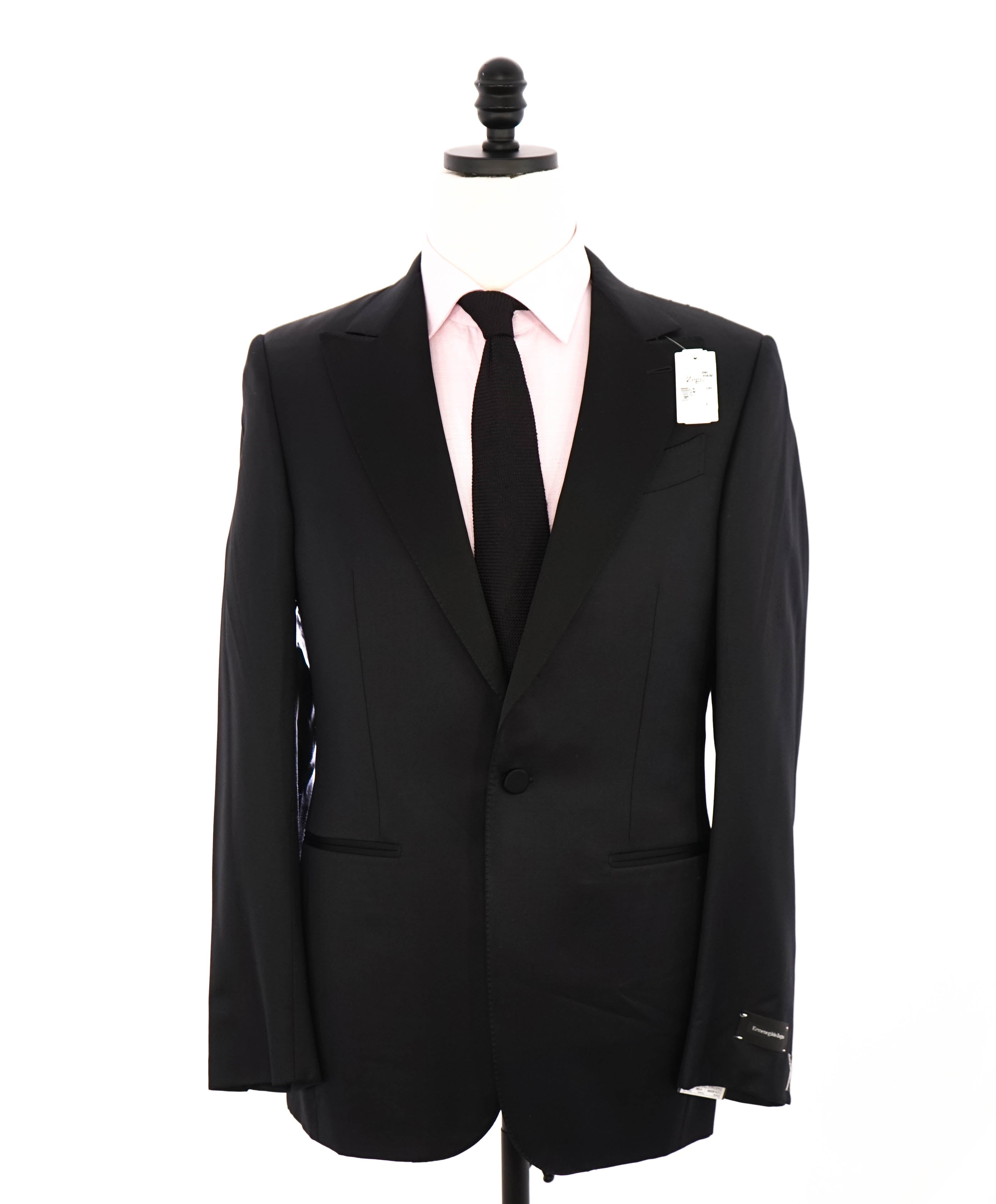 $2,995 ERMENEGILDO ZEGNA - PEAK LAPEL Tuxedo Dinner Jacket 1-Piece - 36R