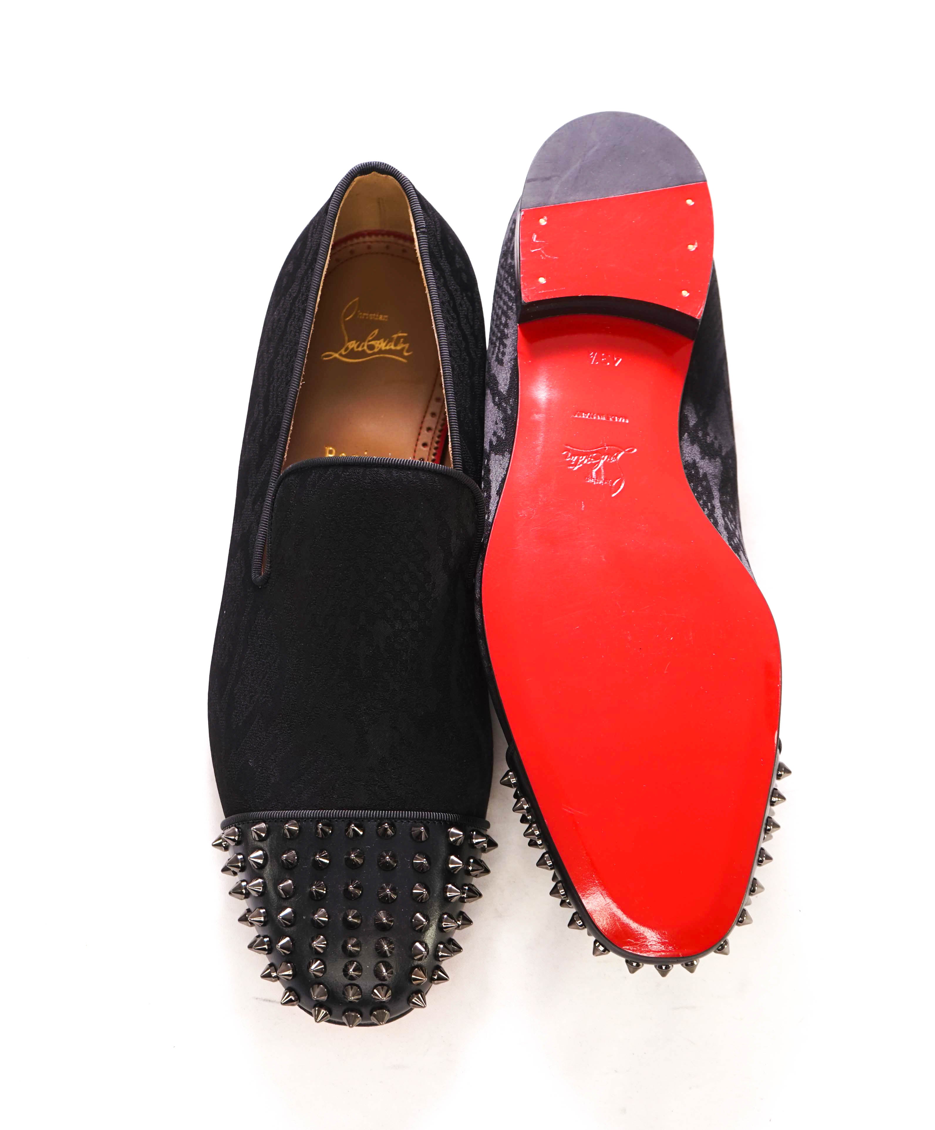 $1,245 CHRISTIAN LOUBOUTIN - *Spooky Flat* Black Spike Loafers - 10.5 US (43.5 EU)