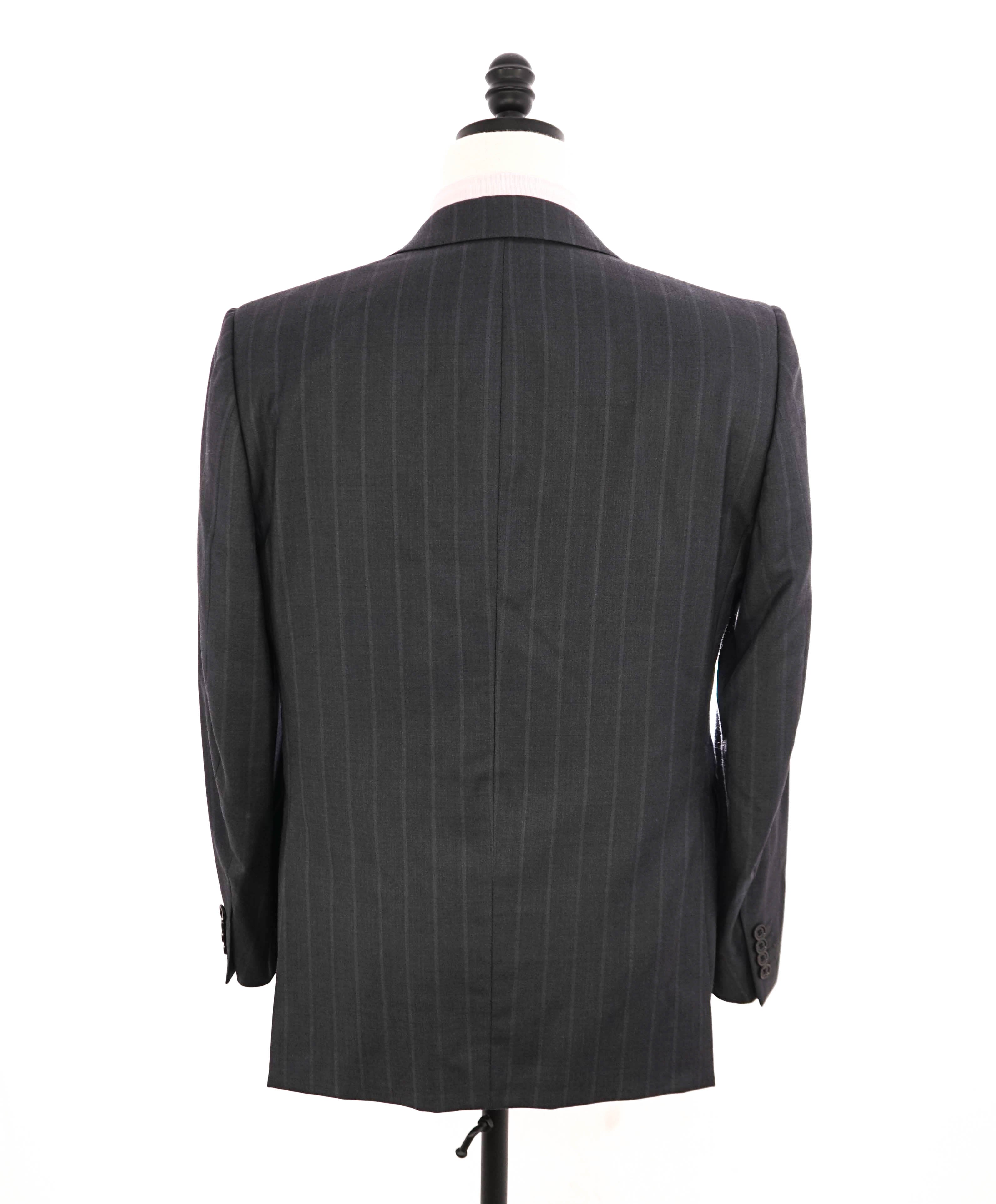 $4,690 ERMENEGILDO ZEGNA - "TROFEO" Wool Gray Chalk Stripe Suit - 40S