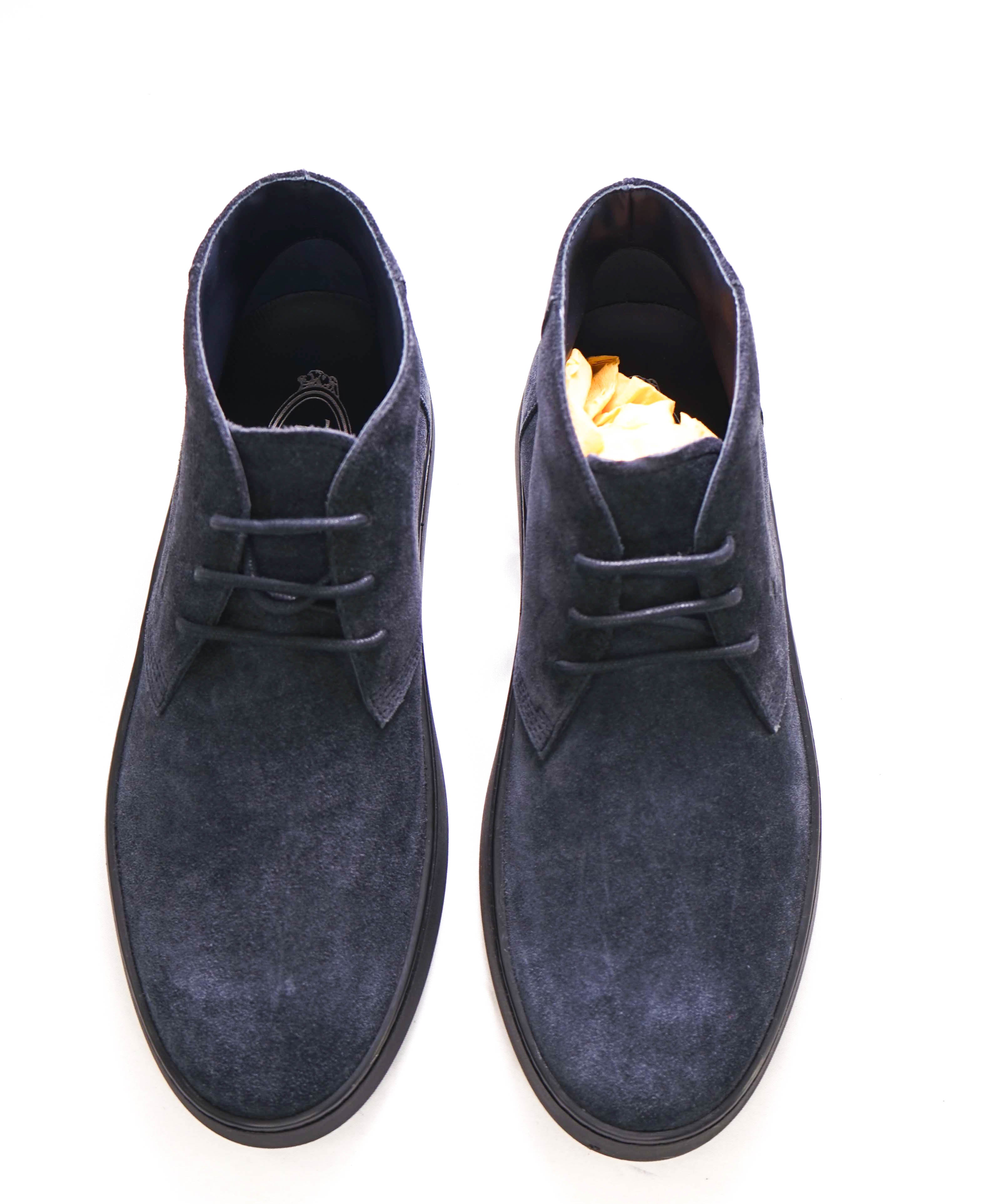 TOD’S - Supple Navy Suede "POLACCO GOMMA" Logo Chukka Boot - 8 US (7 T)