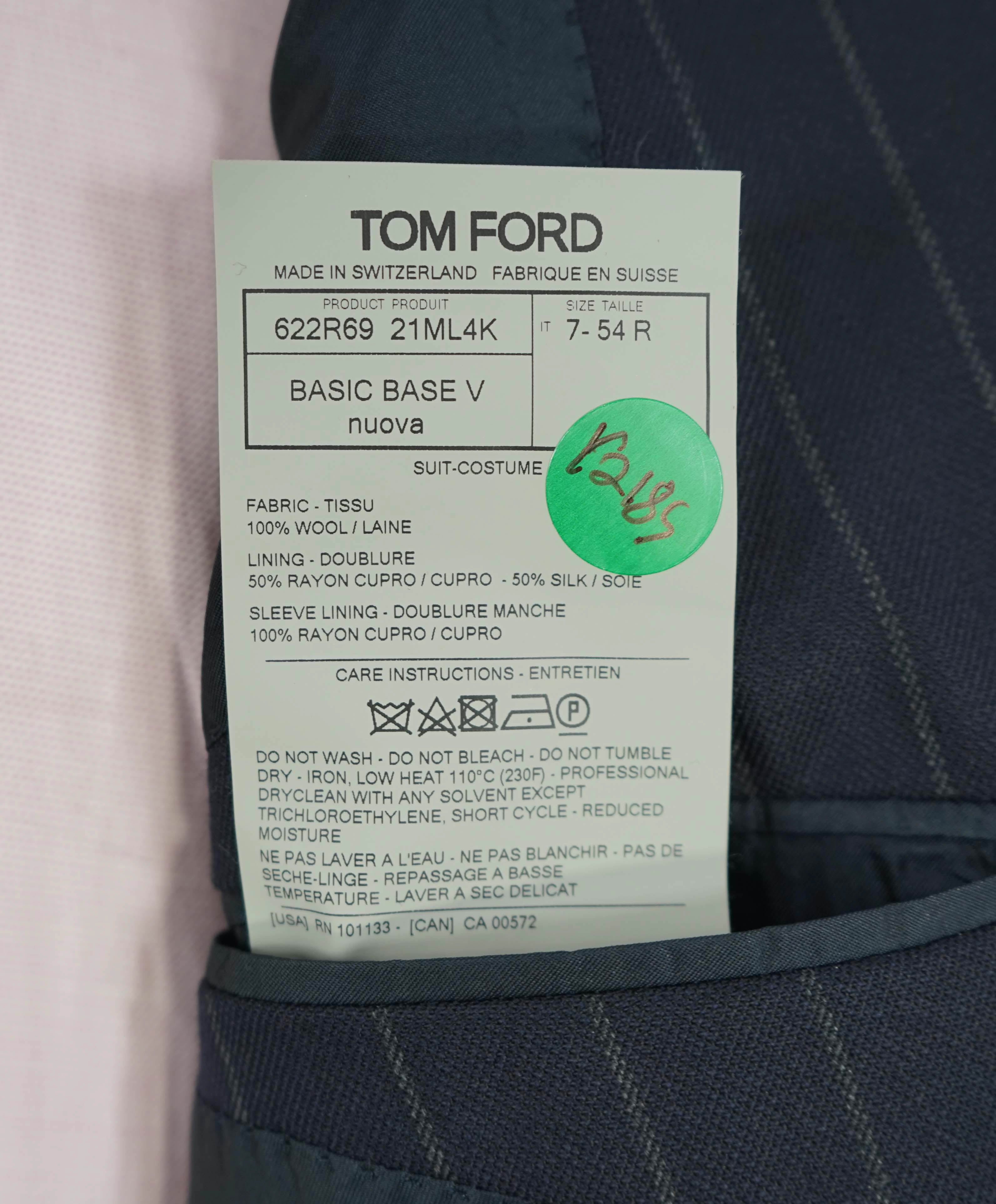 $5,970 TOM FORD - 2-Piece "BASIC BASE V Nuova" Blue Chalk Stripe Suit - 44R (54EU)