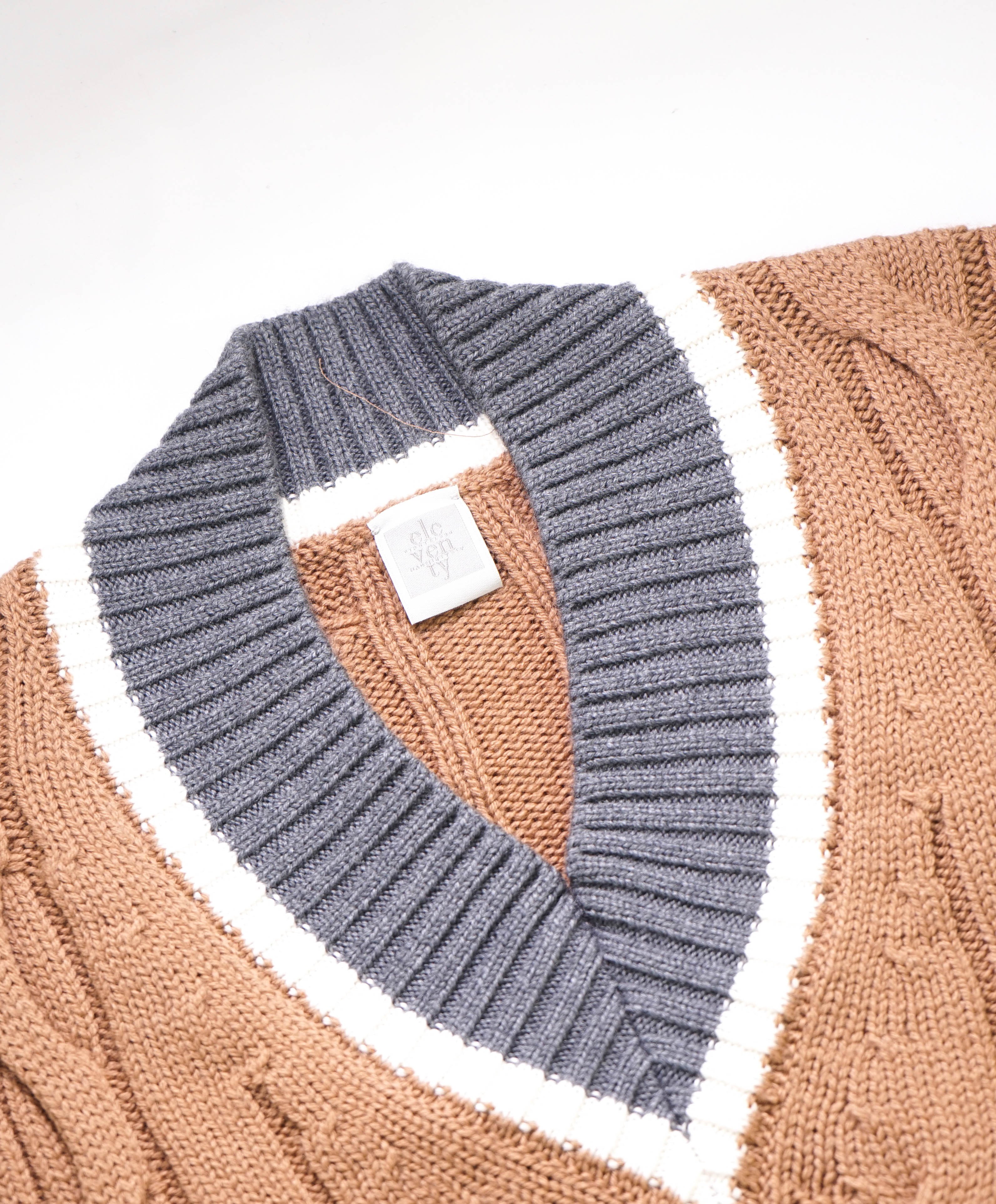 $545 ELEVENTY - Cable Knit WOOL *CRICKET* Sweater Vest - Medium