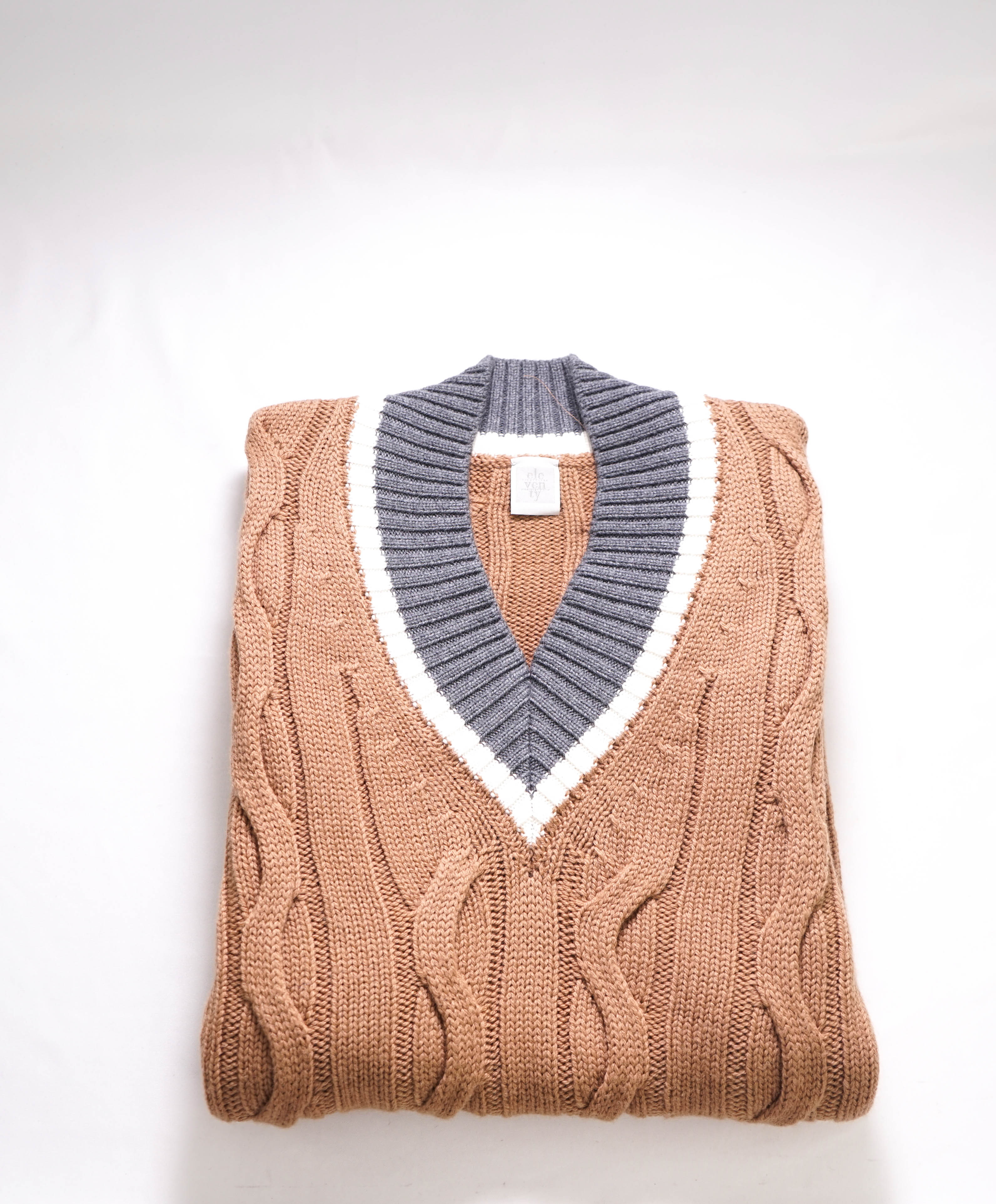 $545 ELEVENTY - Cable Knit WOOL *CRICKET* Sweater Vest - Medium