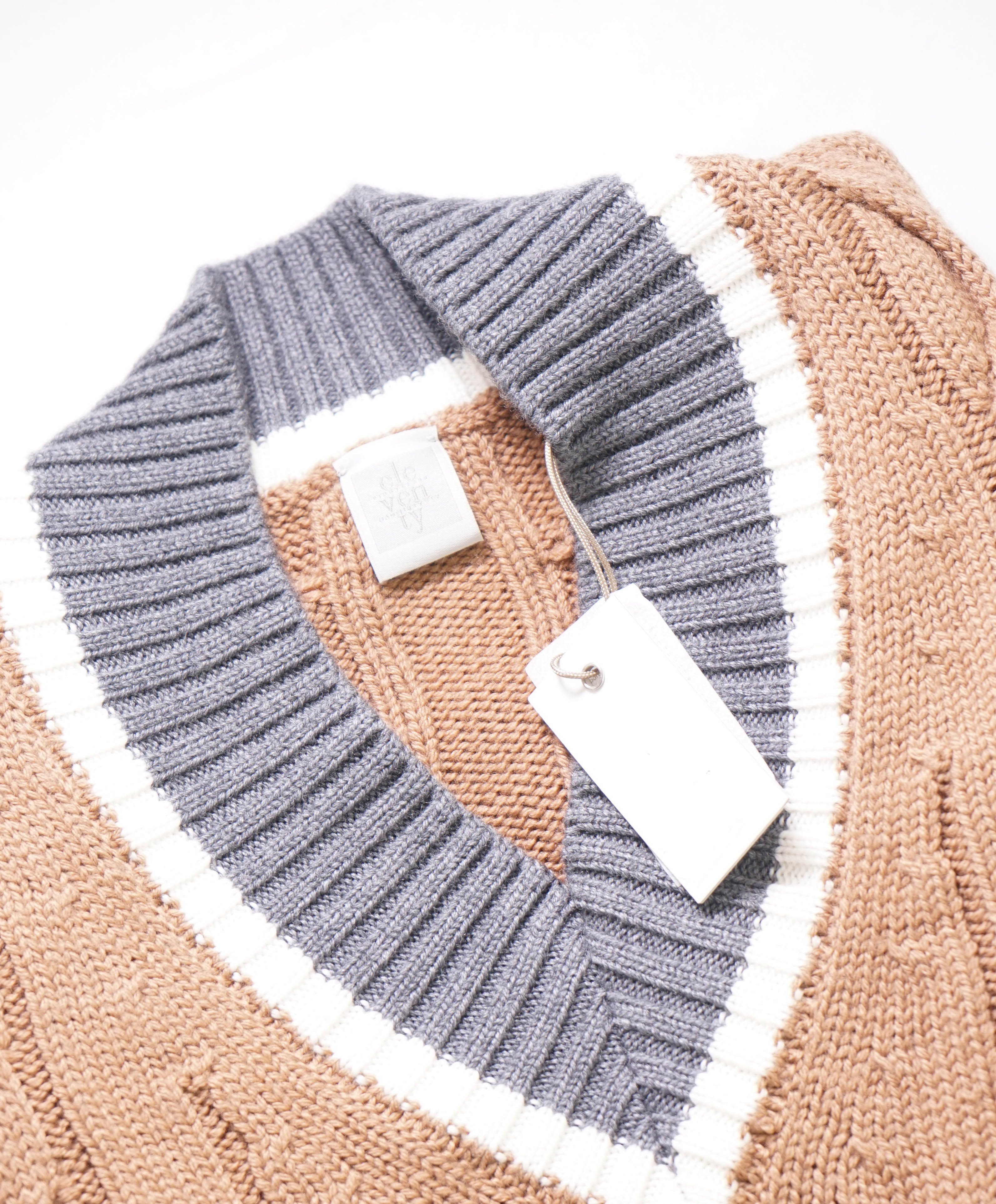 $545 ELEVENTY - Cable Knit WOOL *CRICKET* Sweater Vest - Medium