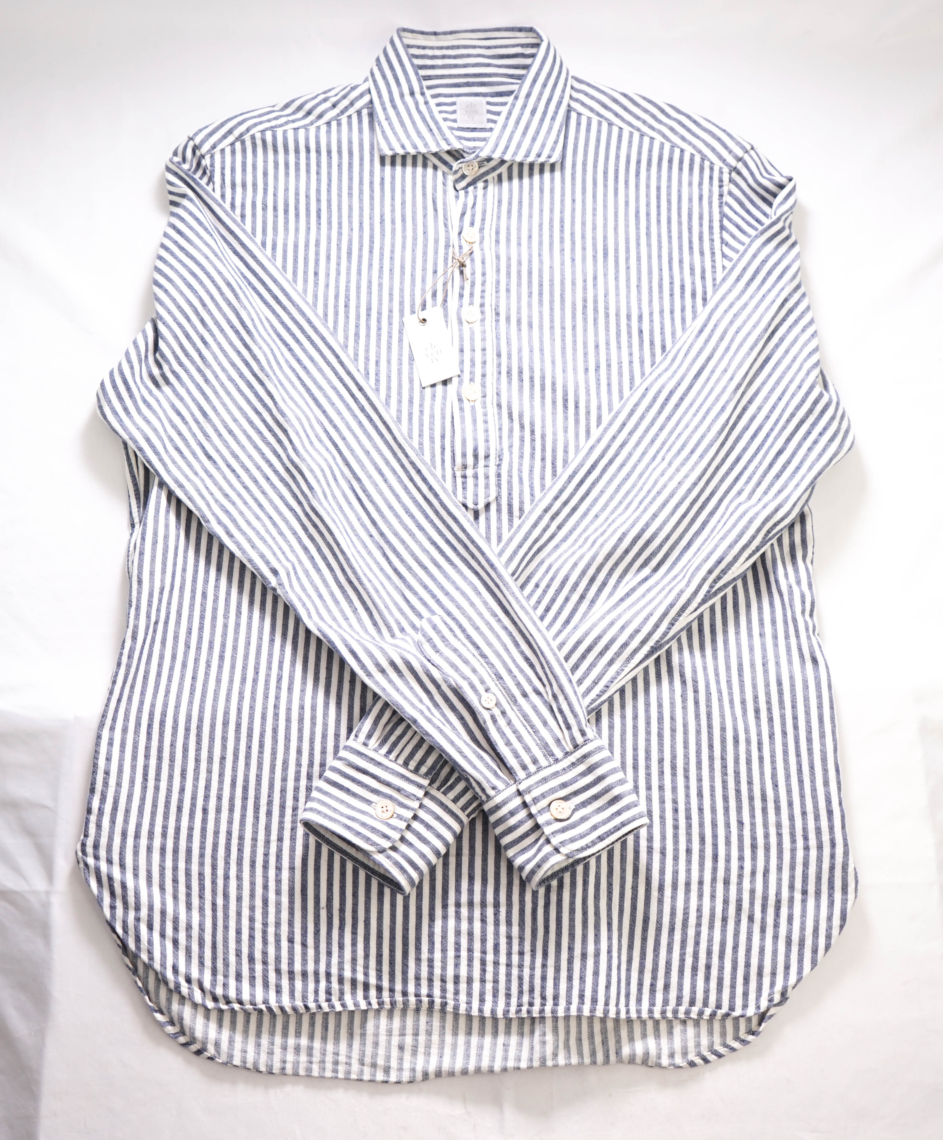 $445 ELEVENTY - Popover Cotton (linen feel) Ivory/Blue Button Down Shirt - M