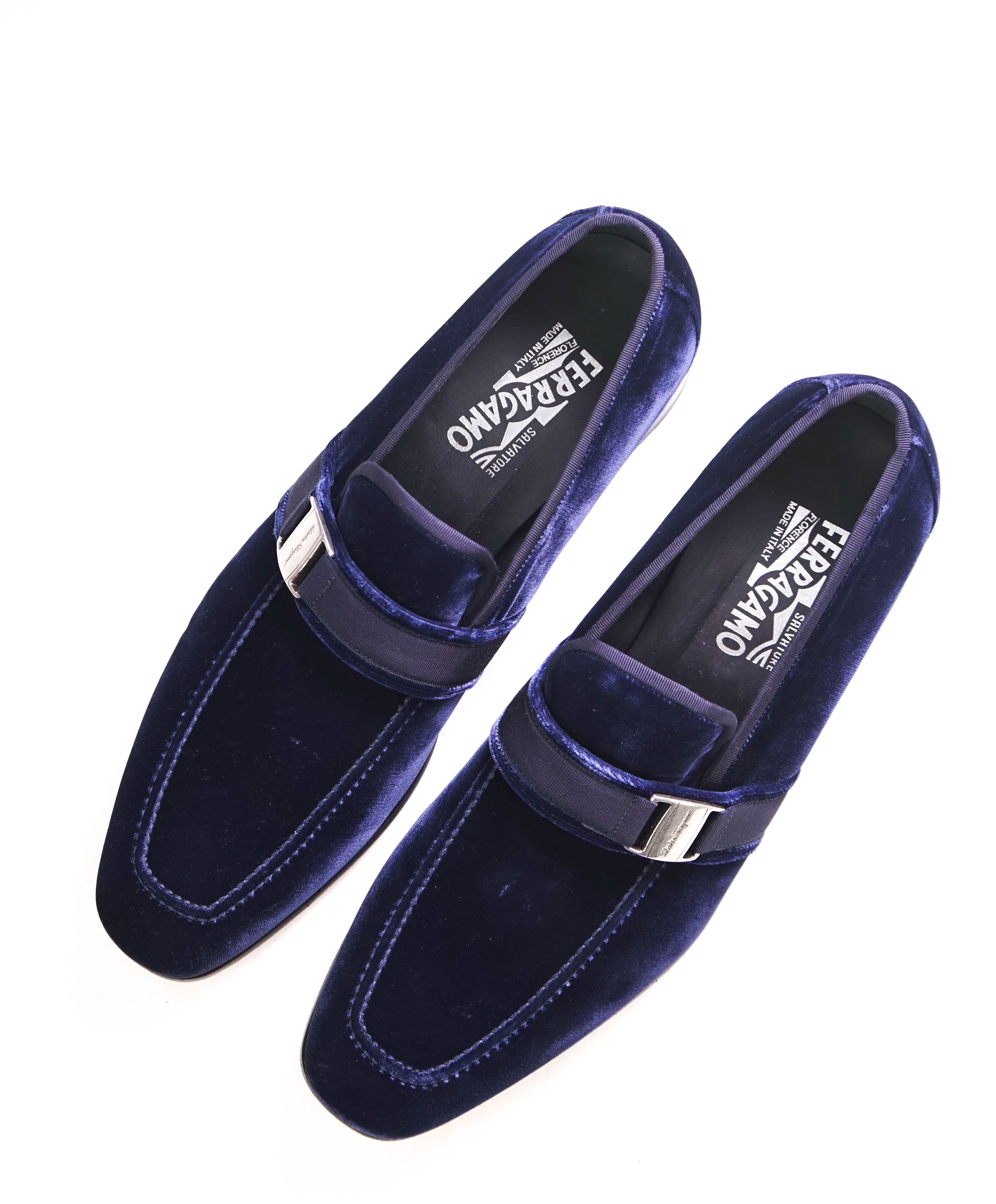 SALVATORE FERRAGAMO - Velvet "DANNY 2" Loafers Navy Blue Sardegna Buckle  - 12 D