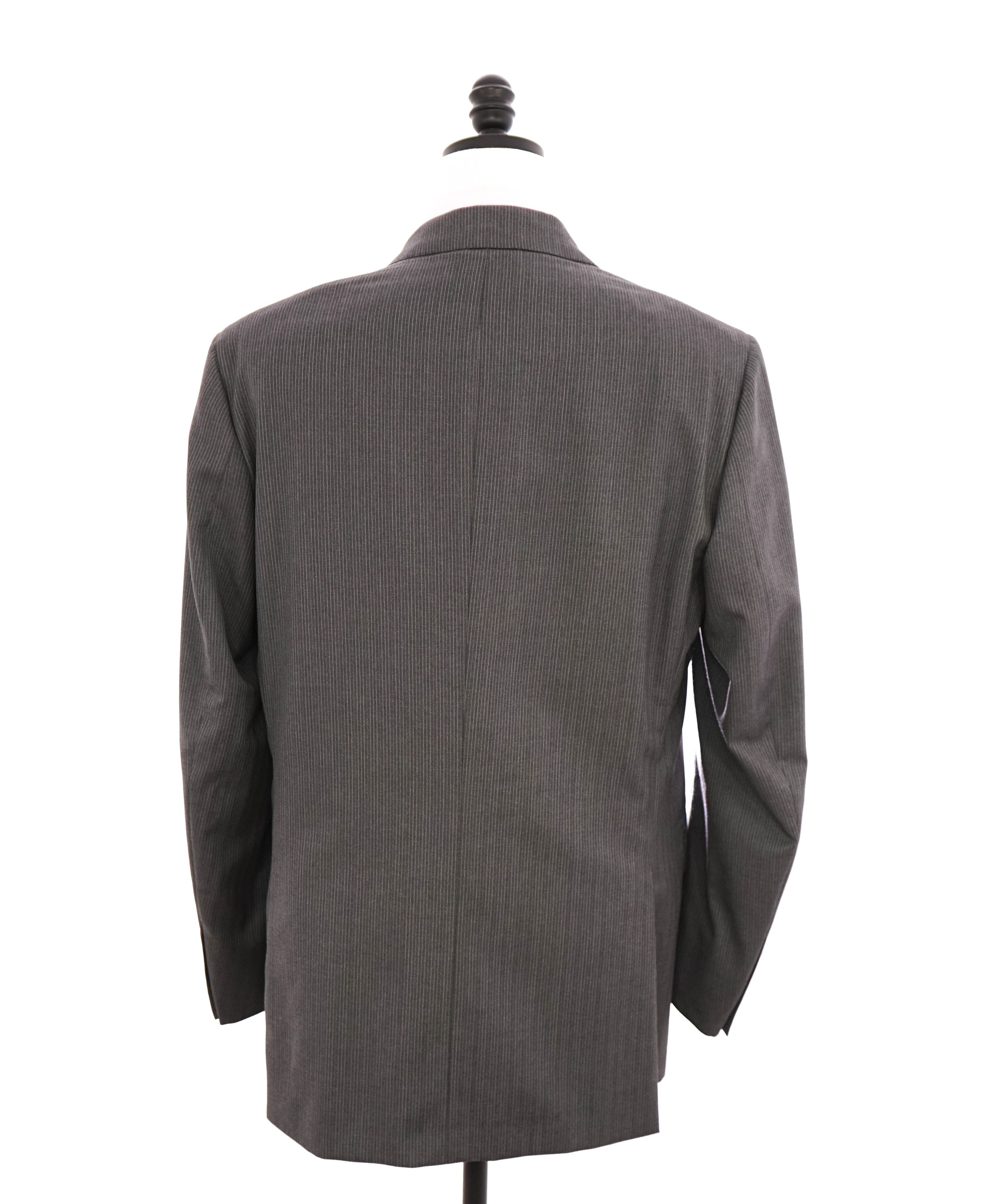 $2,995 ISAIA - Pure Wool *120'S* Gray Chalk Stripe Blazer - 44L