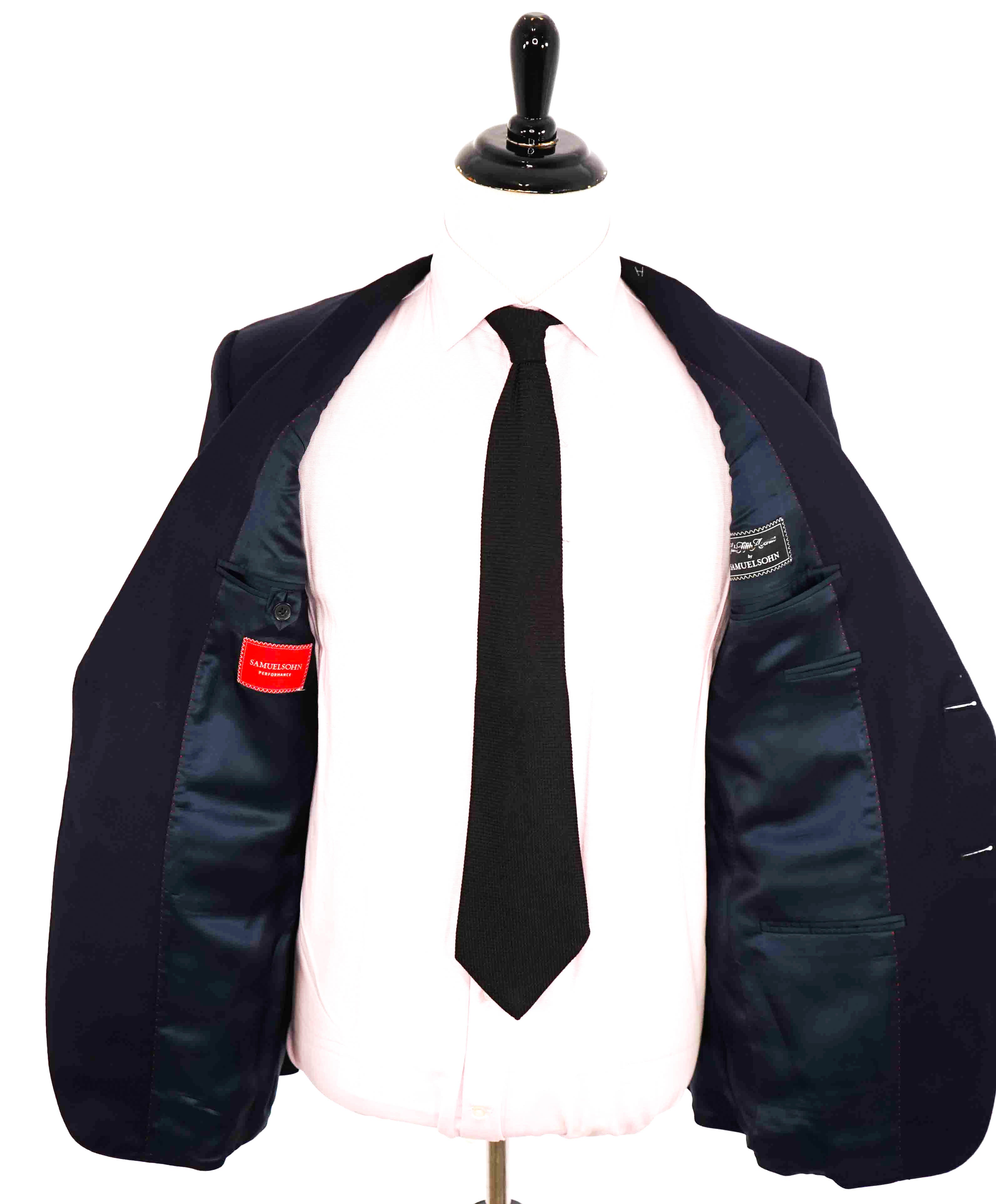 $995 SAMUELSOHN - *PERFORMANCE* Navy Blue Premium Grade Blazer - 40S