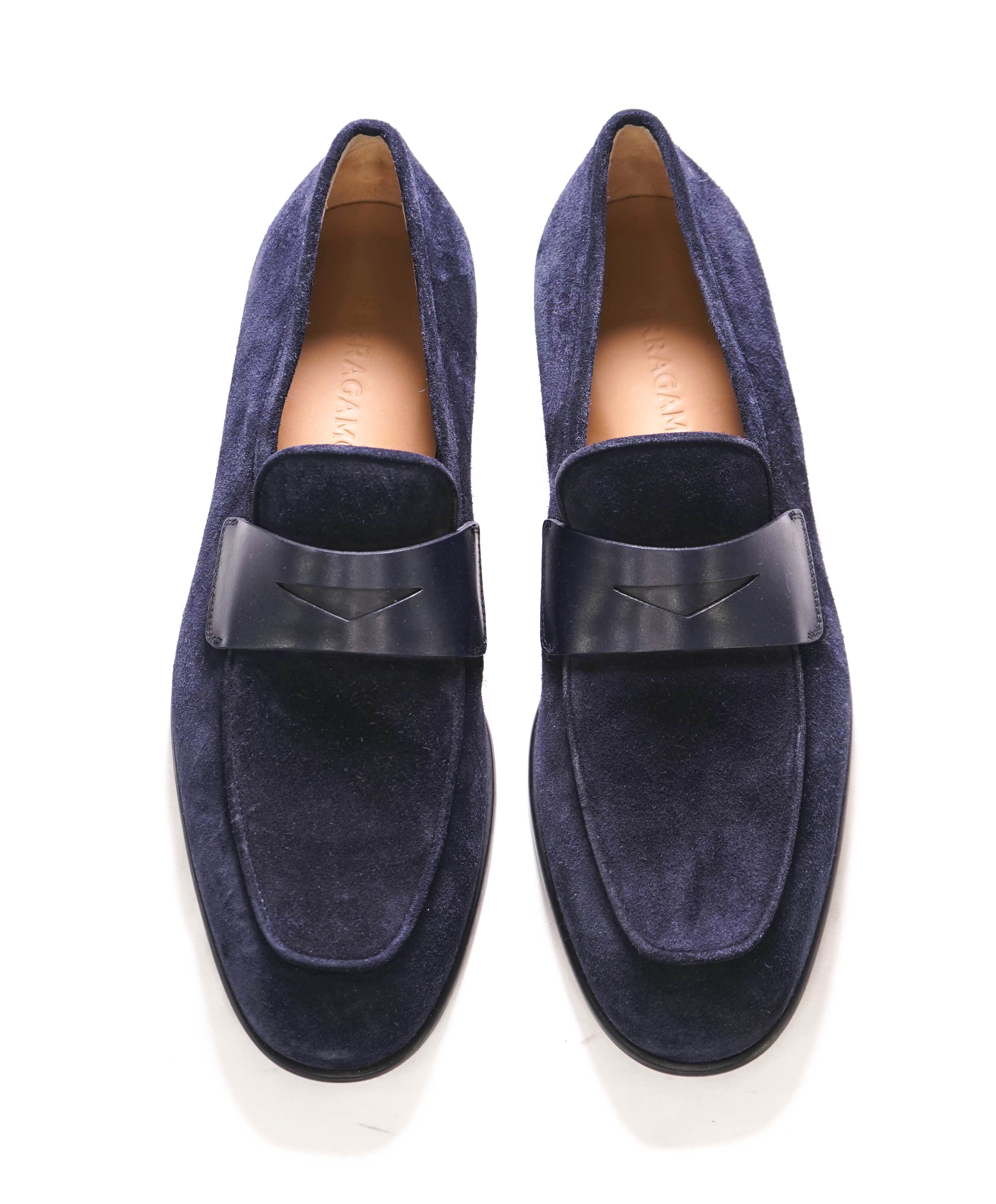 $880 SALVATORE FERRAGAMO - *FUNES* Blue Suede Penny Loafer - 8 EE US