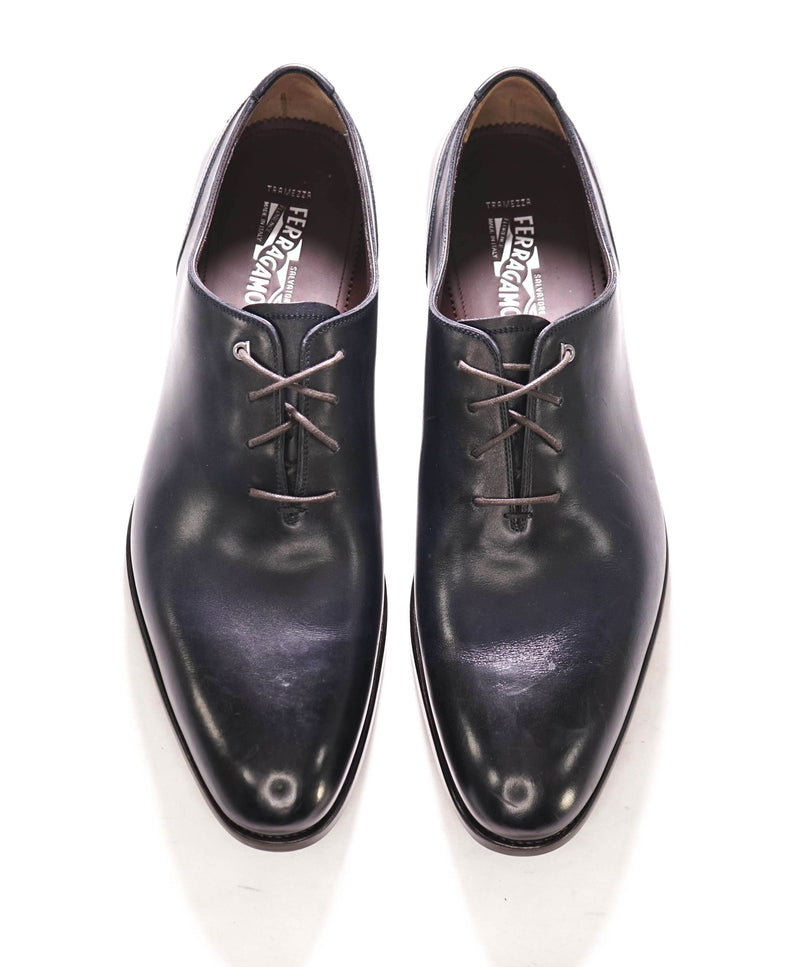 $1,395 SALVATORE FERRAGAMO - "BARCLAY Tramezza" Navy Whole-Cut Oxfords - 12 D