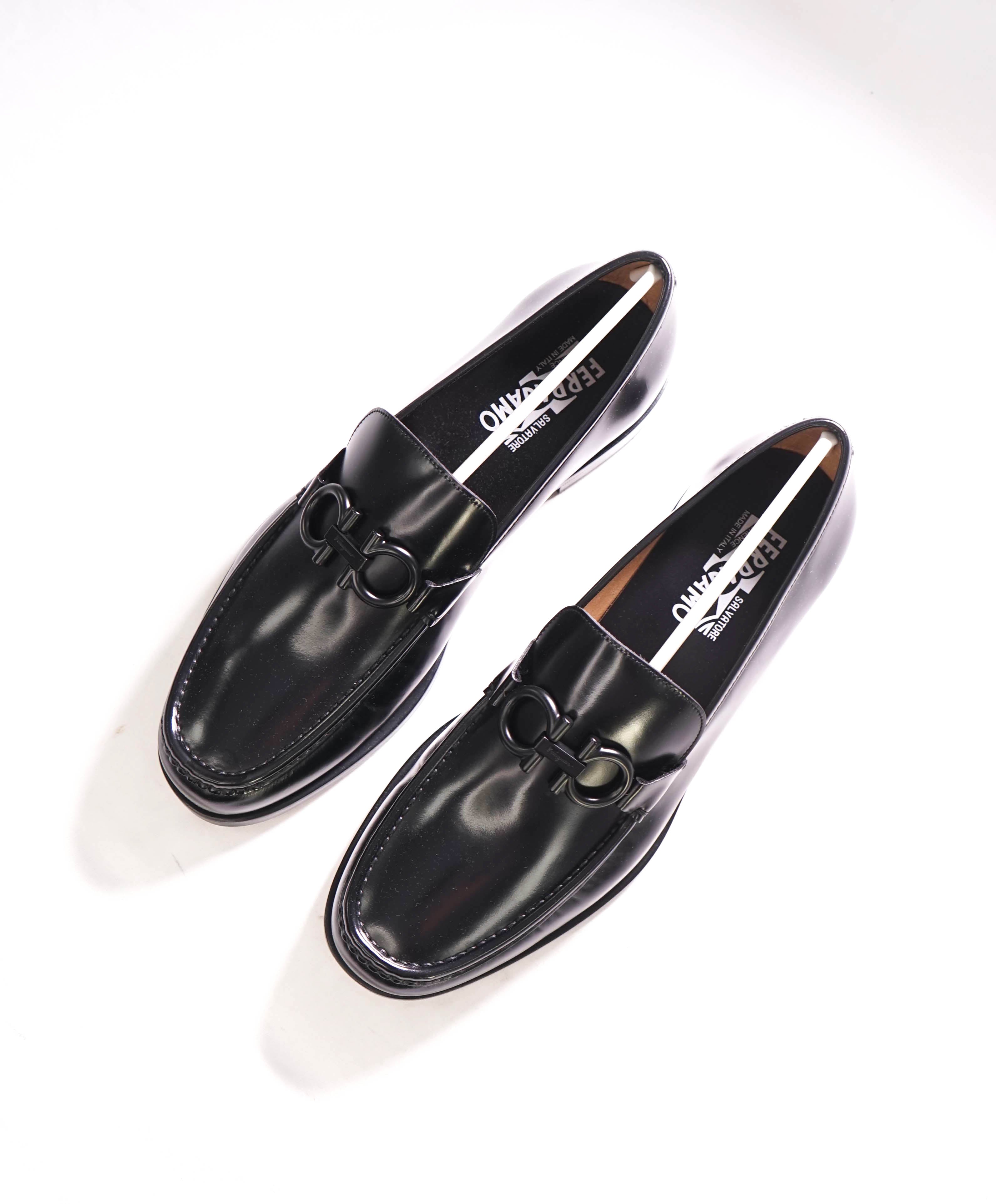 $850 SALVATORE FERRAGAMO - “ROLO" Gancini Bit Loafer Black Leather - 12 D US