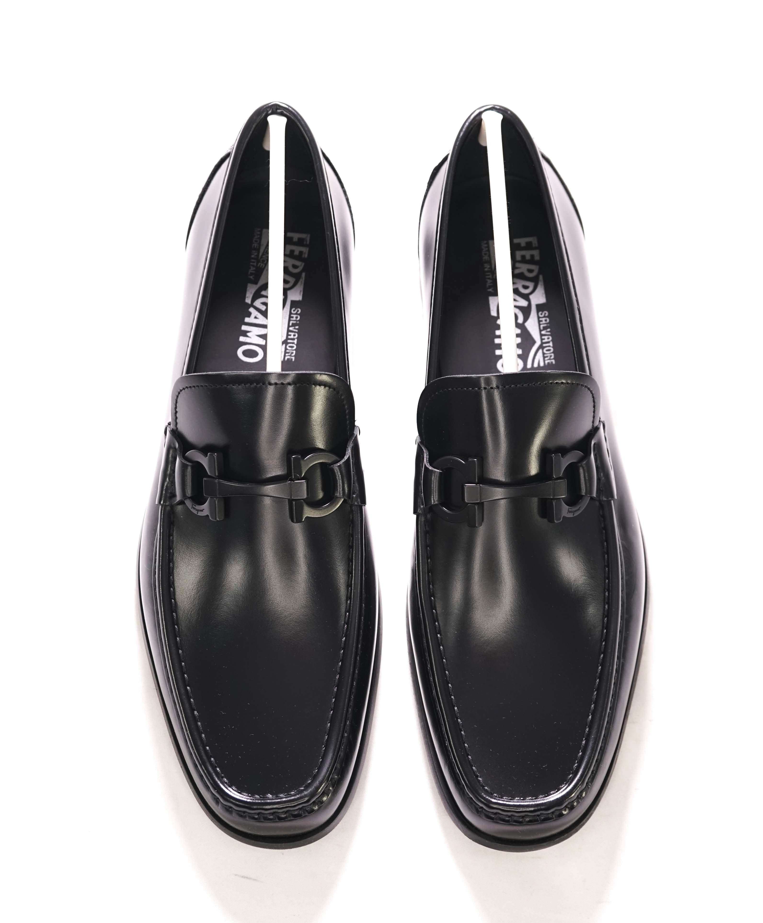 $850 SALVATORE FERRAGAMO - “GRANDIOSO 2" Gancini Bit Loafer Black Leather - 8 E