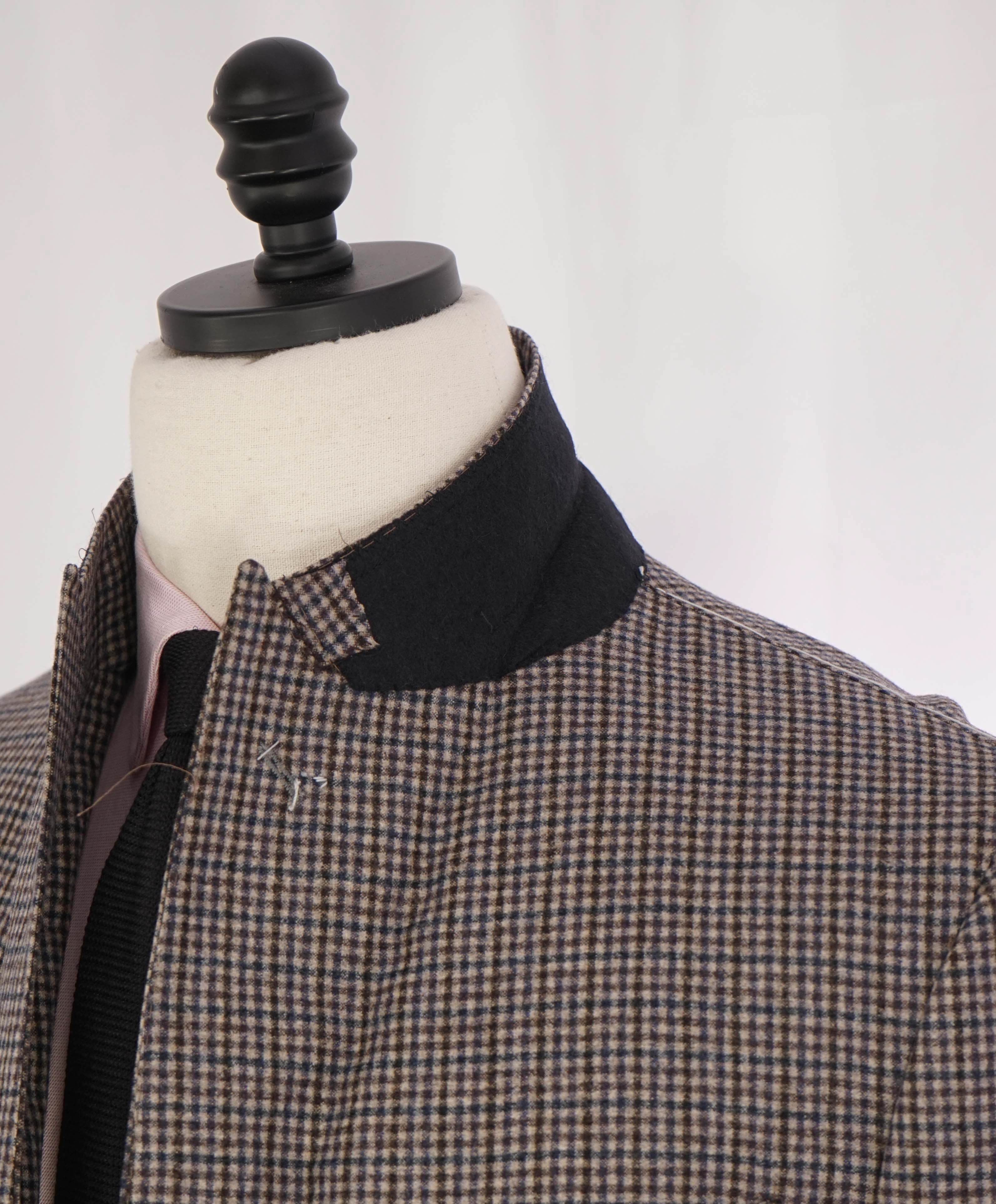 $1,795 ELEVENTY - By ERMENEGILDO ZEGNA "Wool/Silk/Cashmere" Blazer - 40R (50 EU)