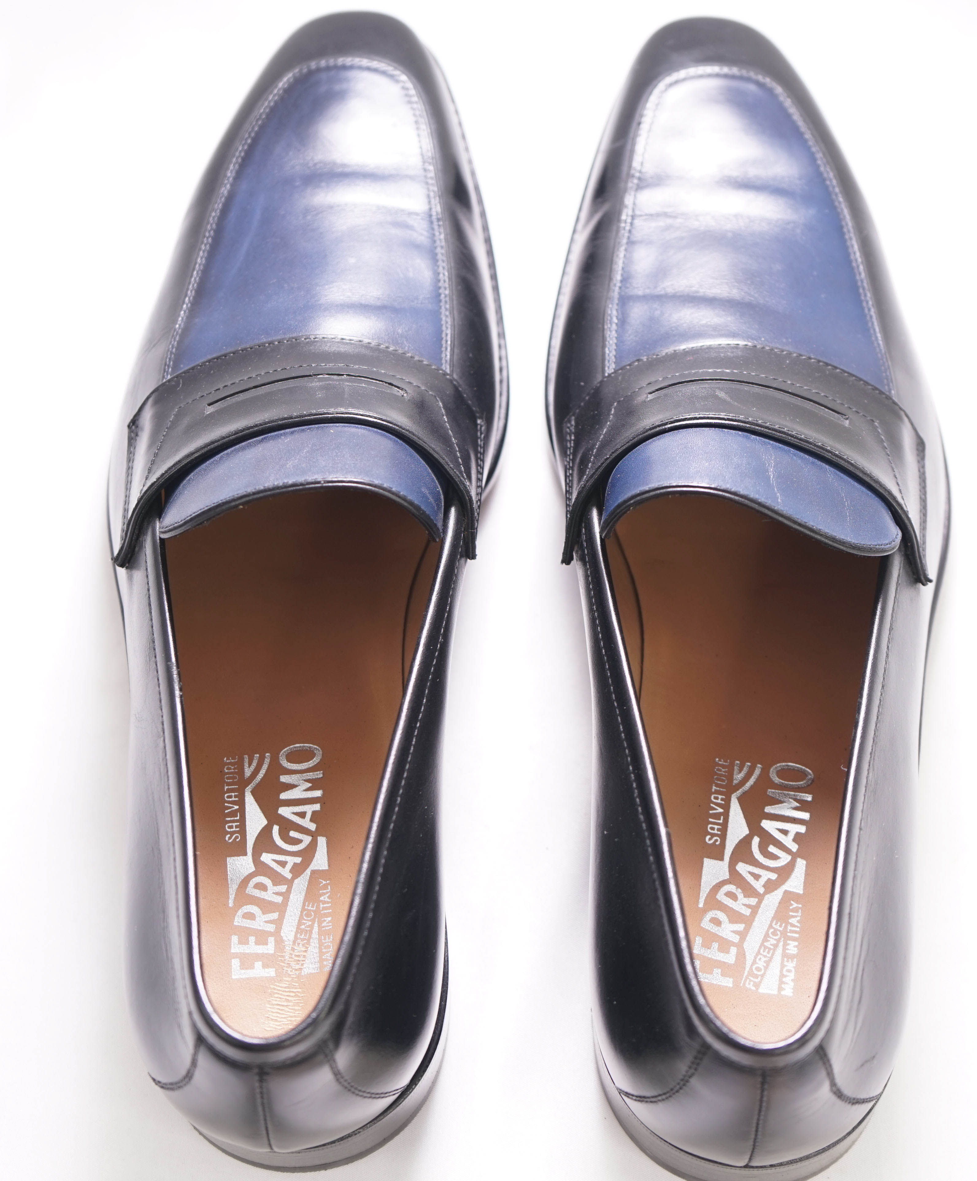 SALVATORE FERRAGAMO - "TRAMEZZA" Navy & Blue Penny Loafers Sleek Silhouette - 11 B