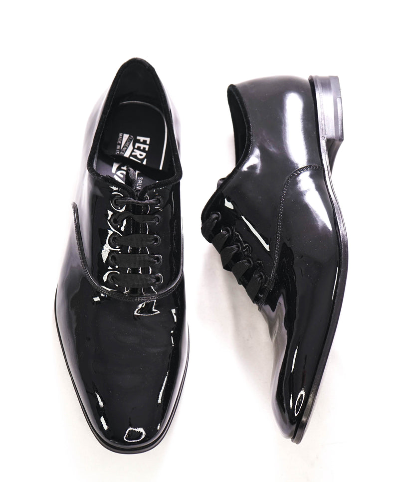 $950 SALVATORE FERRAGAMO - "BELSHAW" Black Patent Leather Silk Oxford - 8.5 E