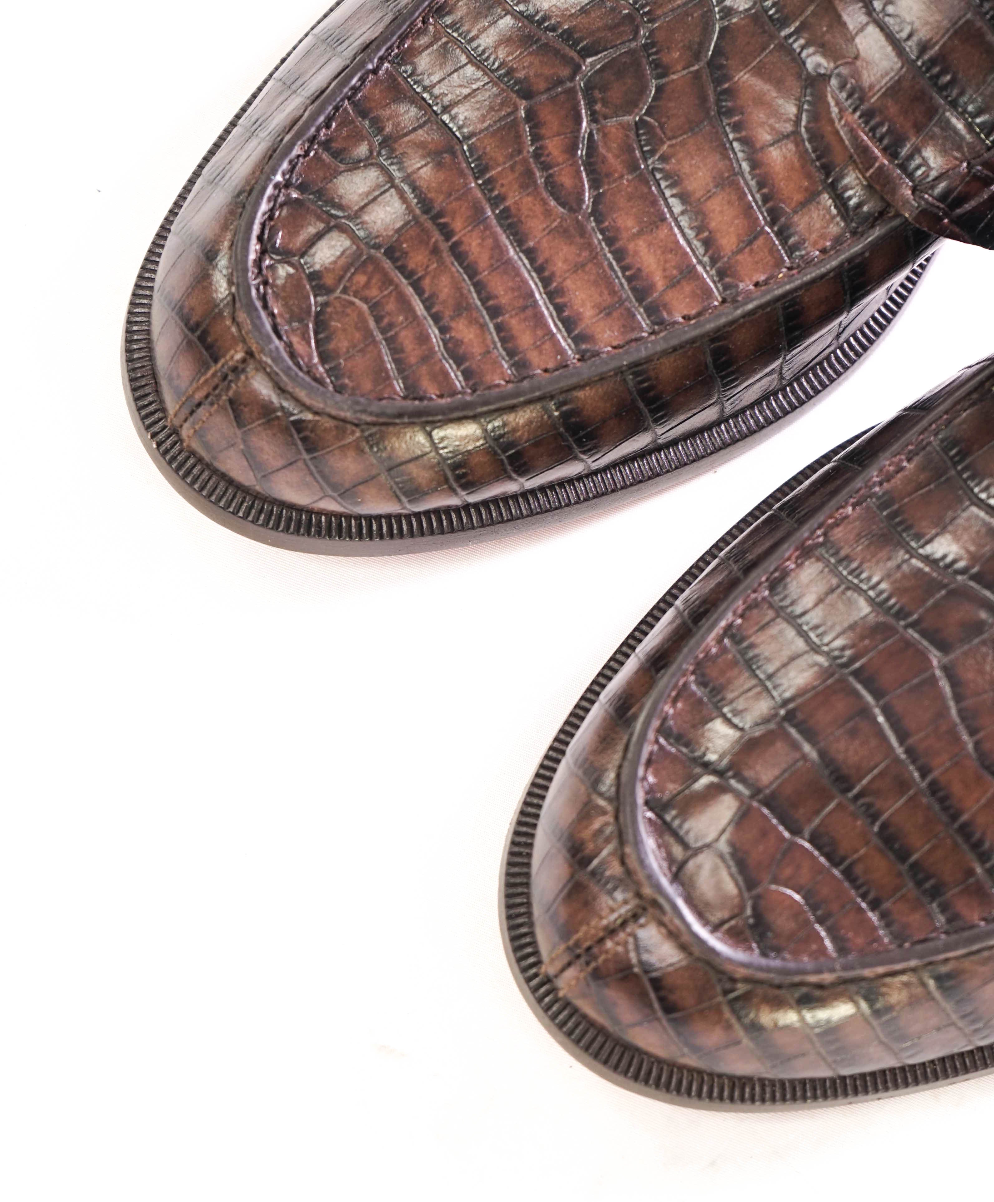 $1,145 CHRISTIAN LOUBOUTIN - *NO PENNY* Brown Crocodile Loafers - 10.5 US (43.5 EU)