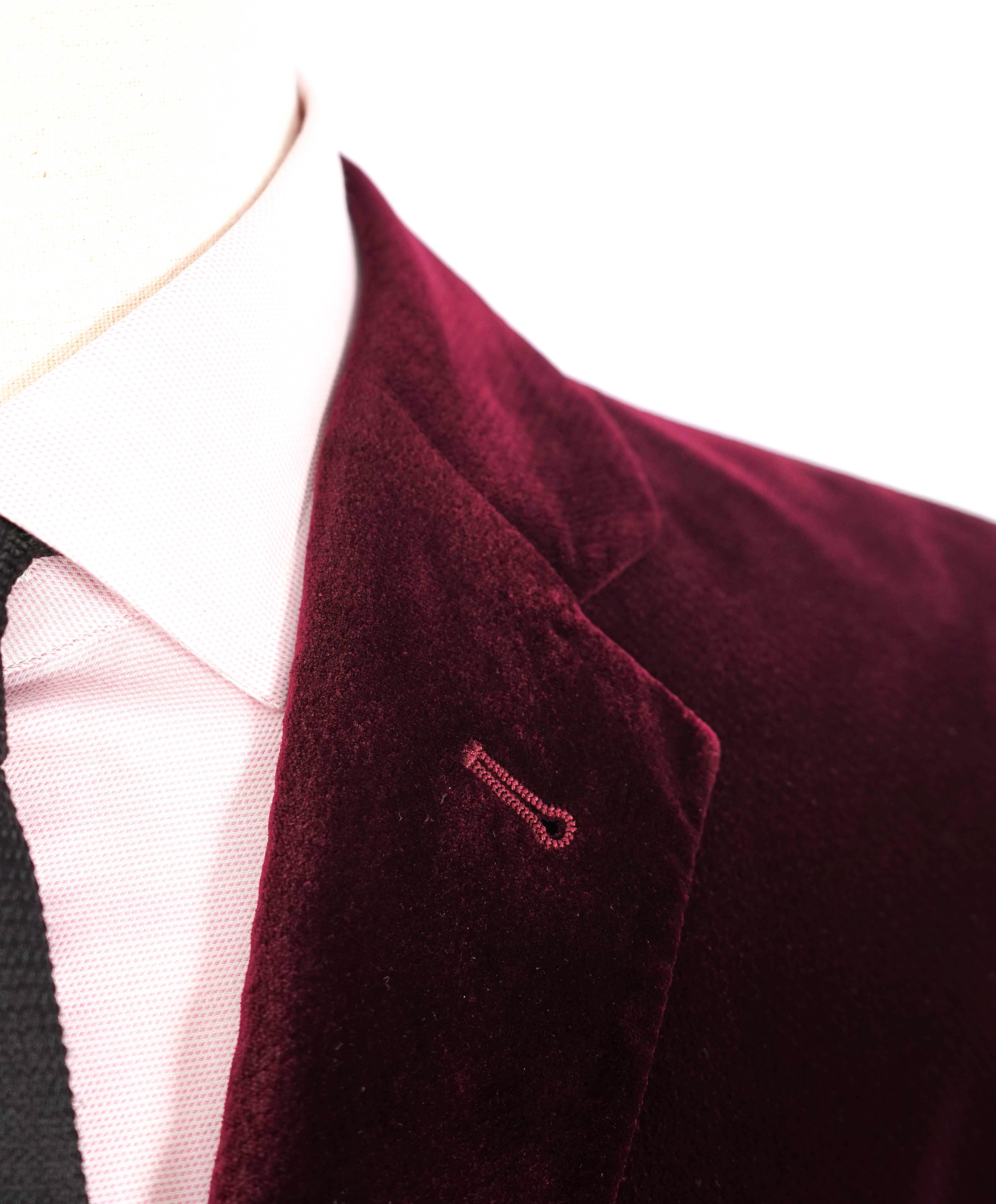 $2,995 GIORGIO ARMANI - Velvet Burgundy Wine Textured Blazer - 44R