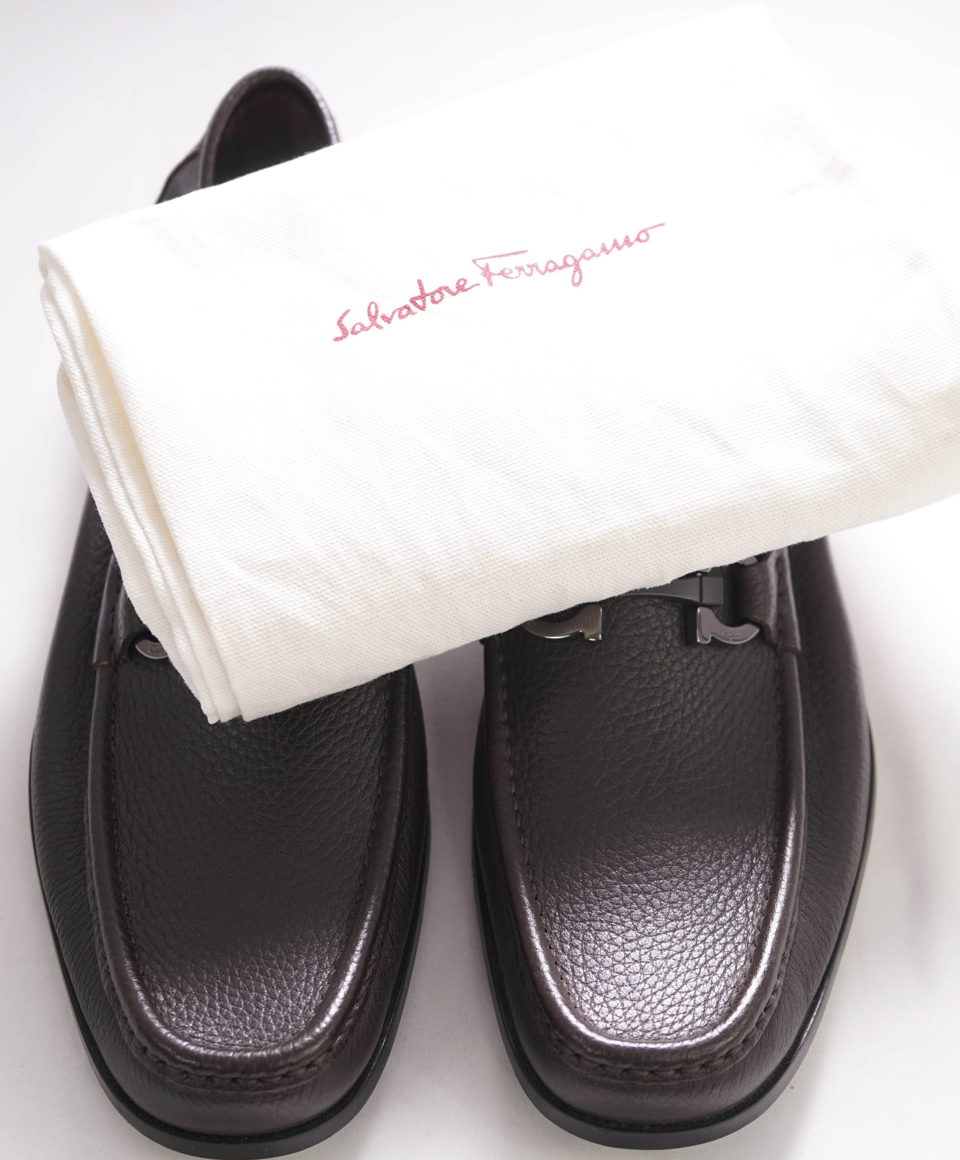 SALVATORE FERRAGAMO - “GRANDIOSO" Gancini Bit Loafer Brown Leather - 9 D