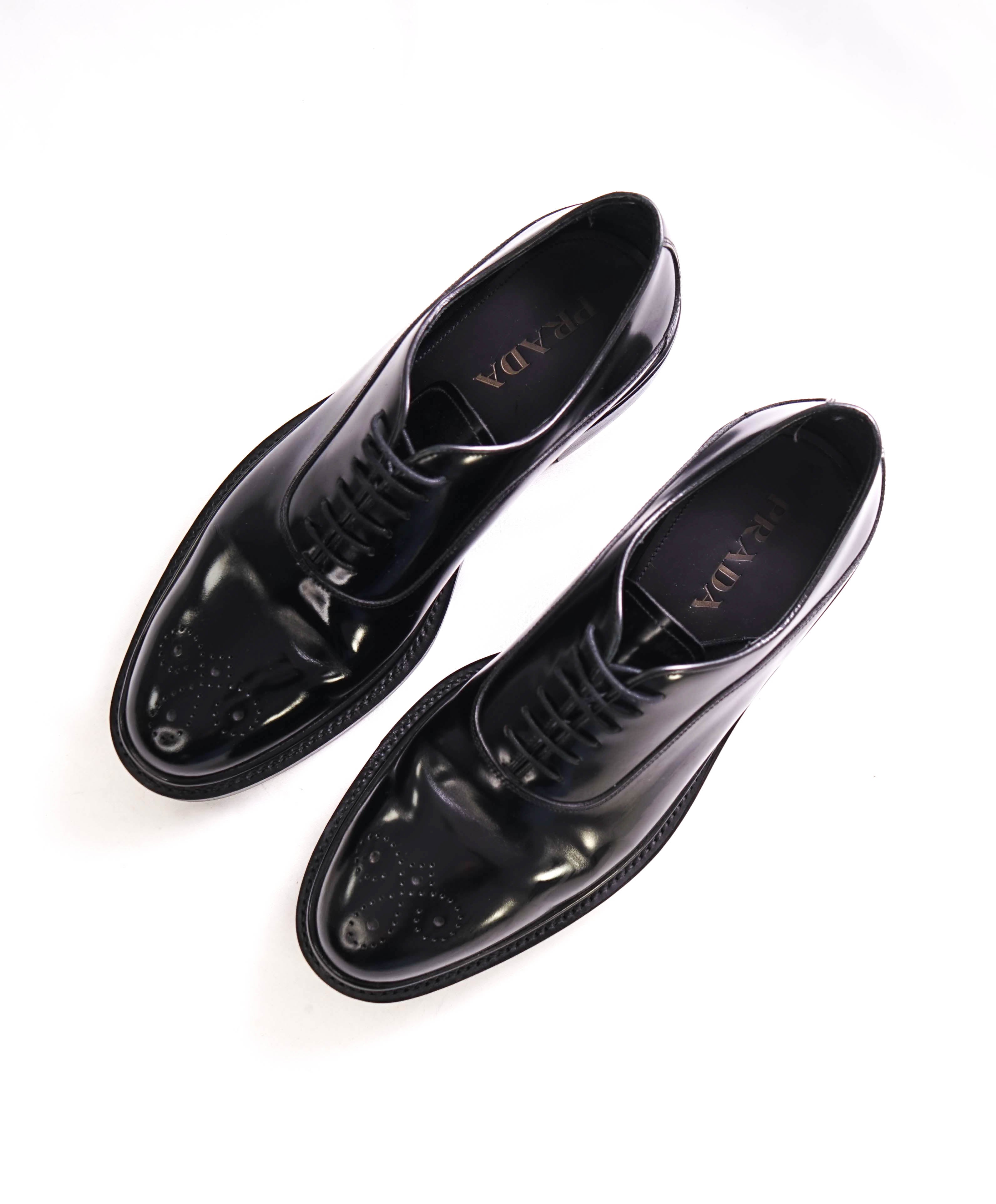 $1,150 PRADA - Black Leather Brogue Lug Sole Oxfords - 10 US (9 Prada)