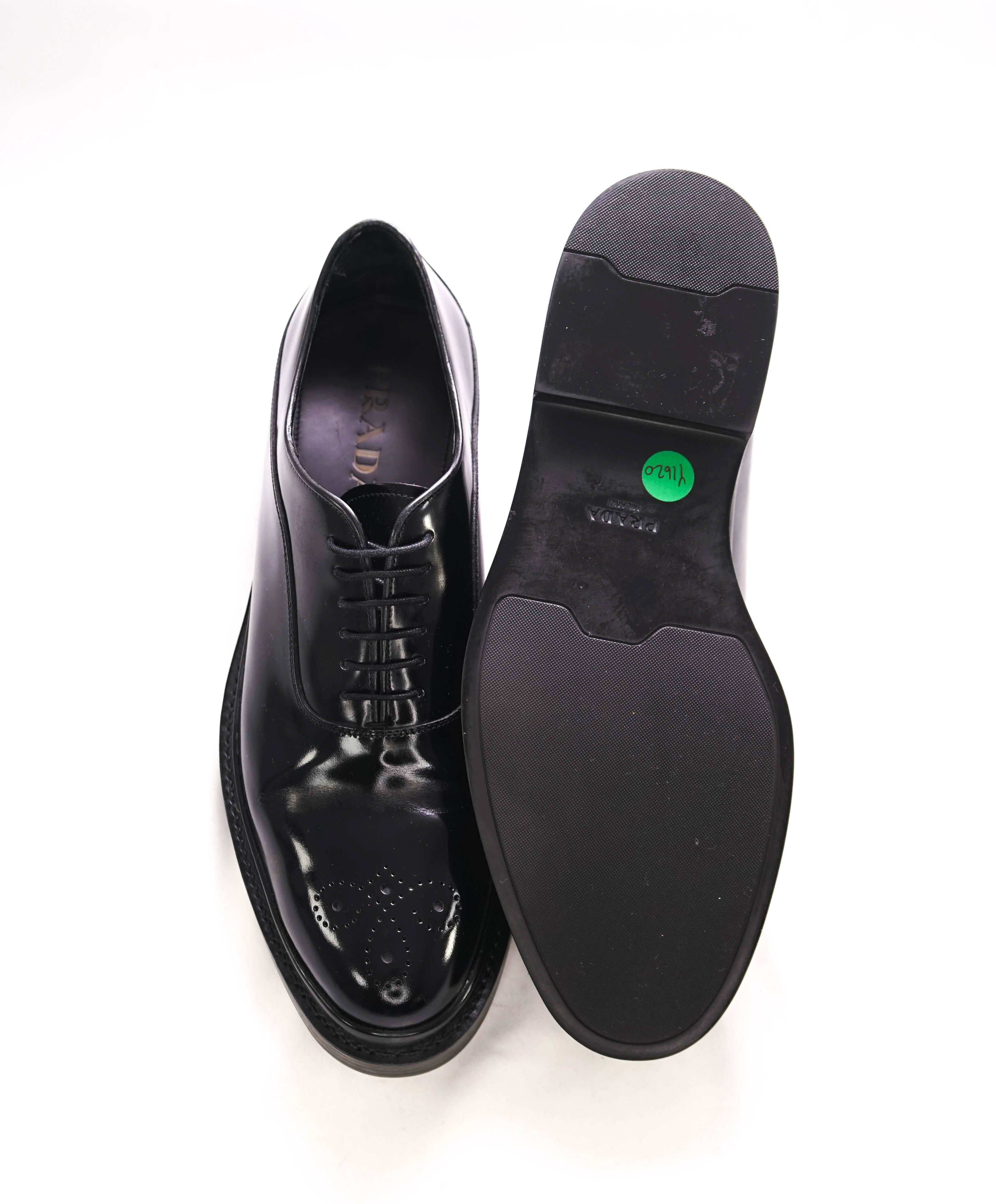 $1,150 PRADA - Black Leather Brogue Lug Sole Oxfords - 10 US (9 Prada)