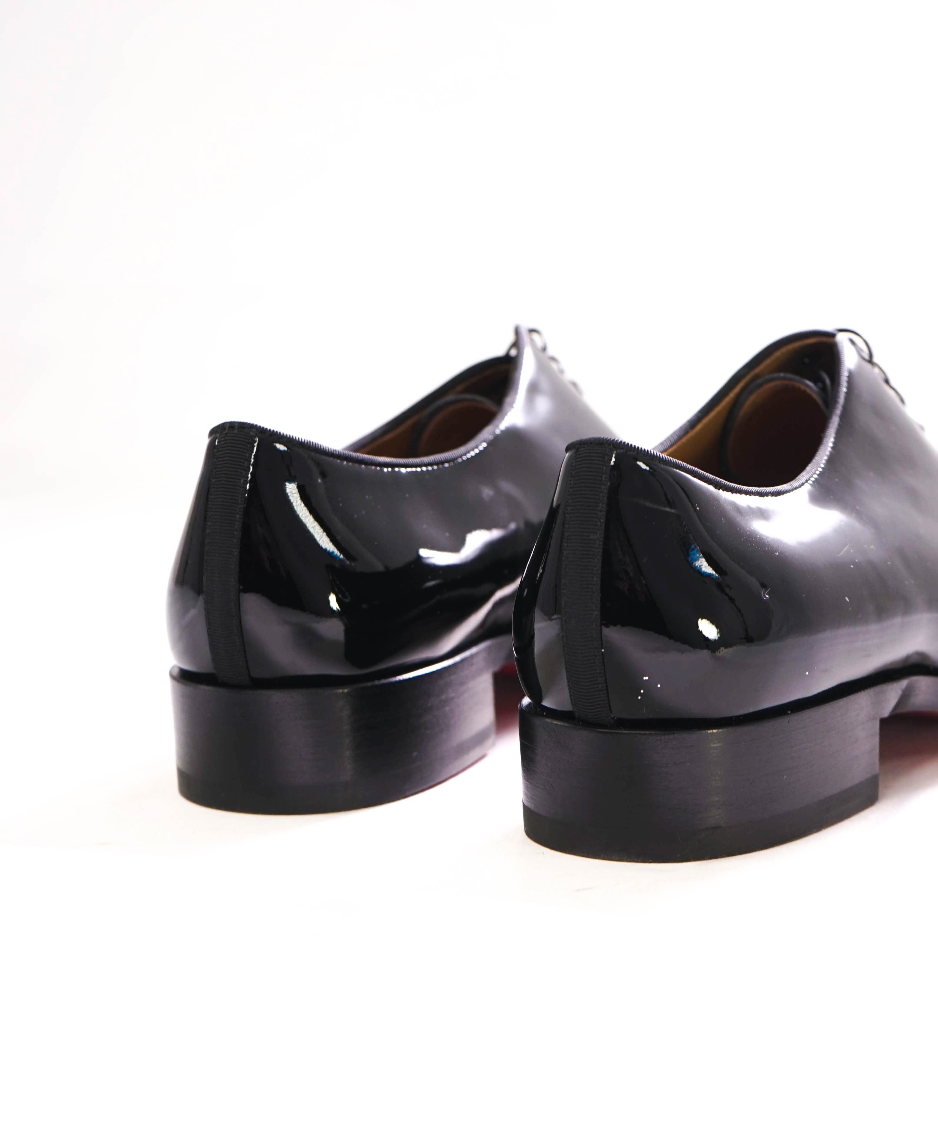 $1,145 CHRISTIAN LOUBOUTIN - *CORTEO* Black Patent Leather Oxfords - 11.5 US (44.5EU)