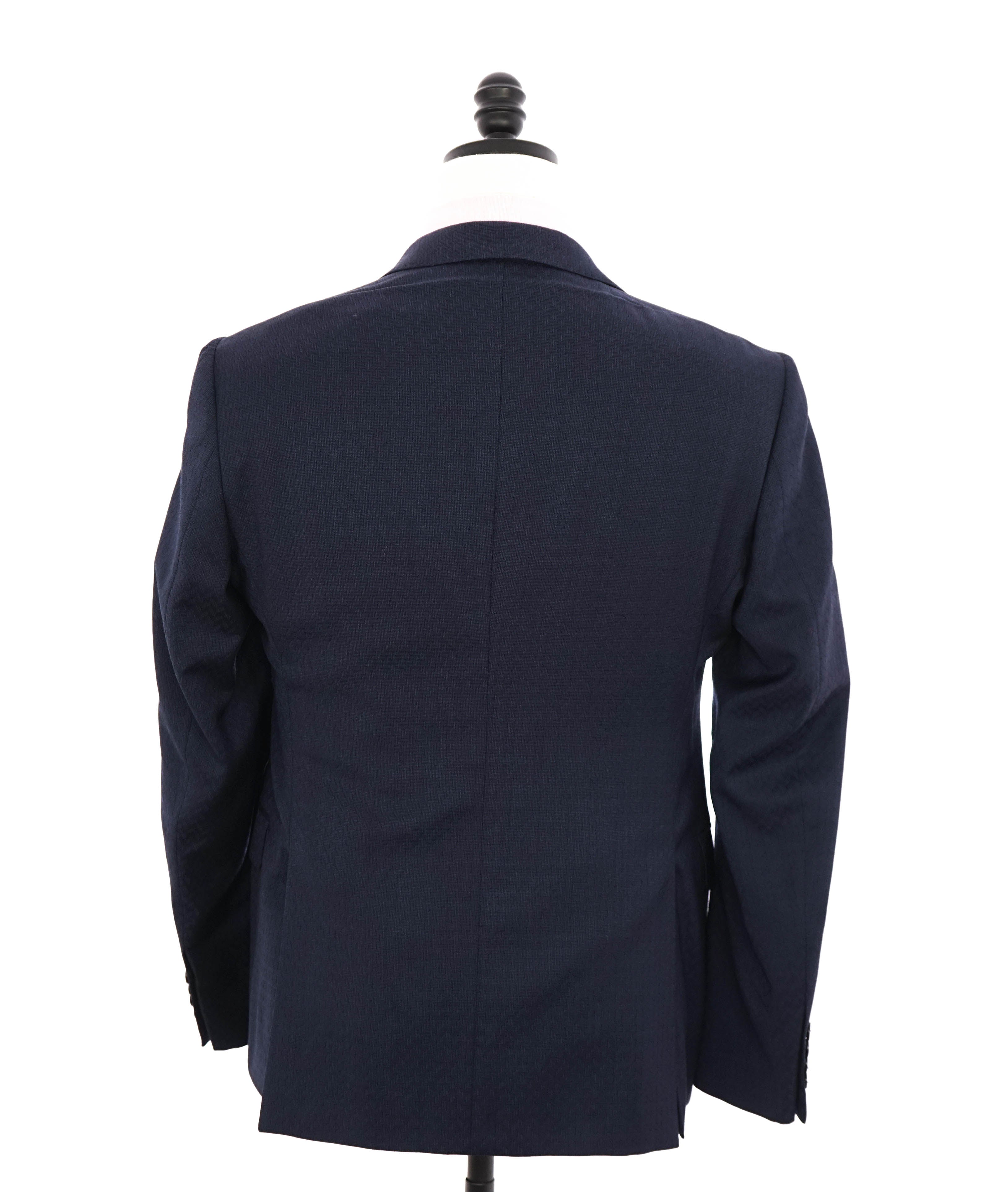 $1,995 ARMANI COLLEZIONI - "M Line" Blue CHEVRON Dinner Jacket Blazer - 38S