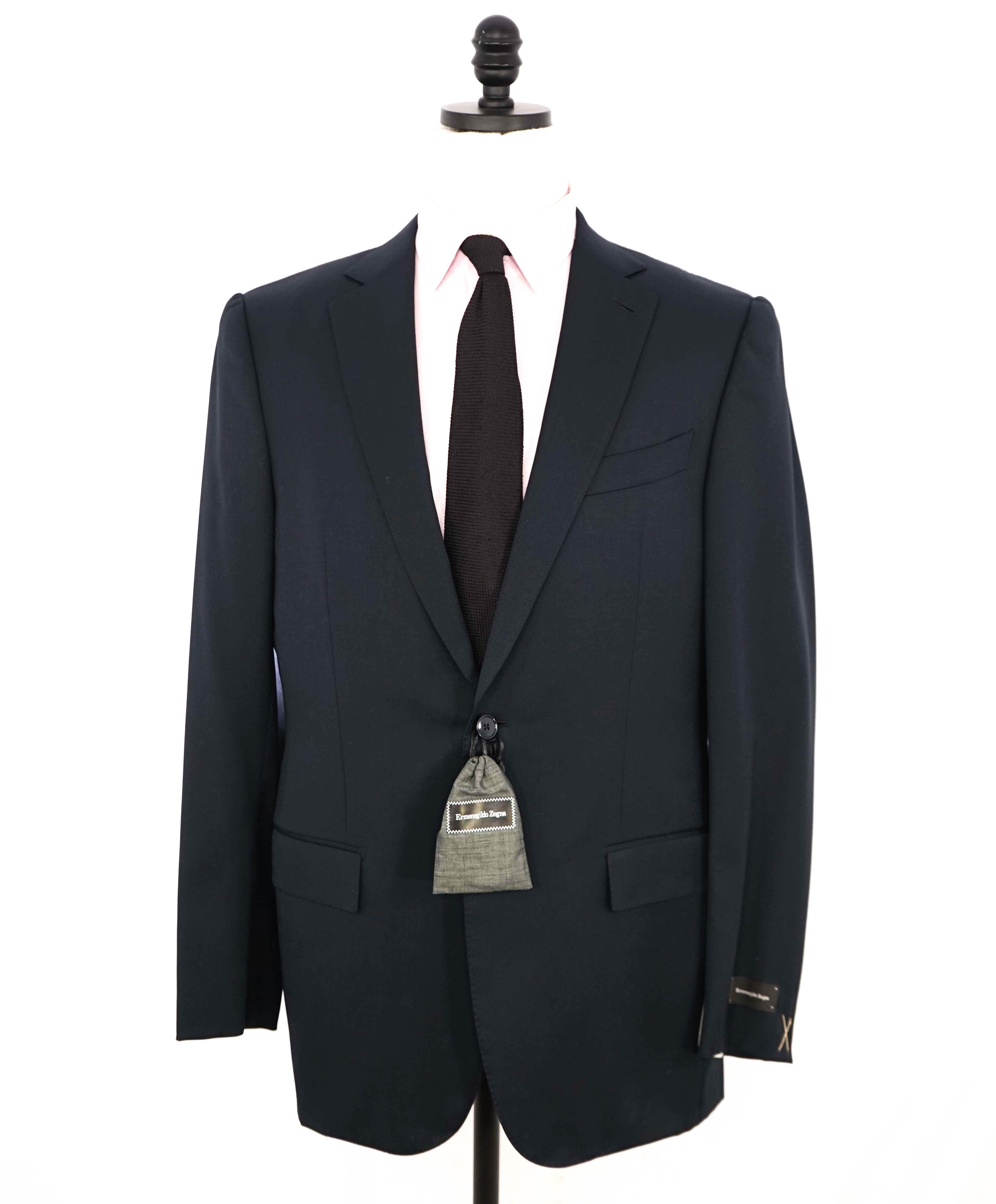 $3,295 ERMENEGILDO ZEGNA - “Multiseason" NAVY Solid Notch Lapel Blazer - 40L