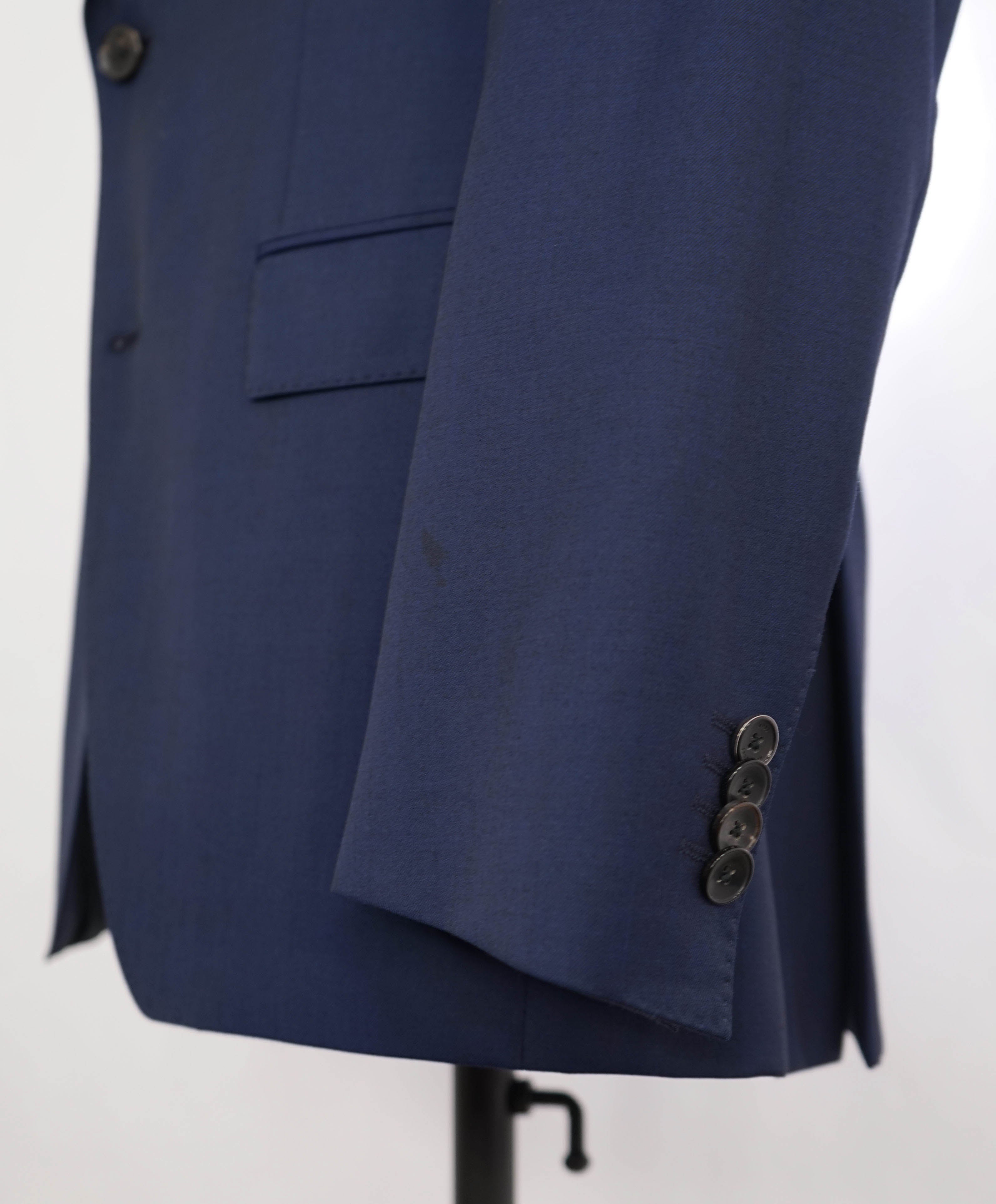 HUGO BOSS - "TRABALDO TOGNA" Super 120's Stretch Fabric Blue Suit - 40R