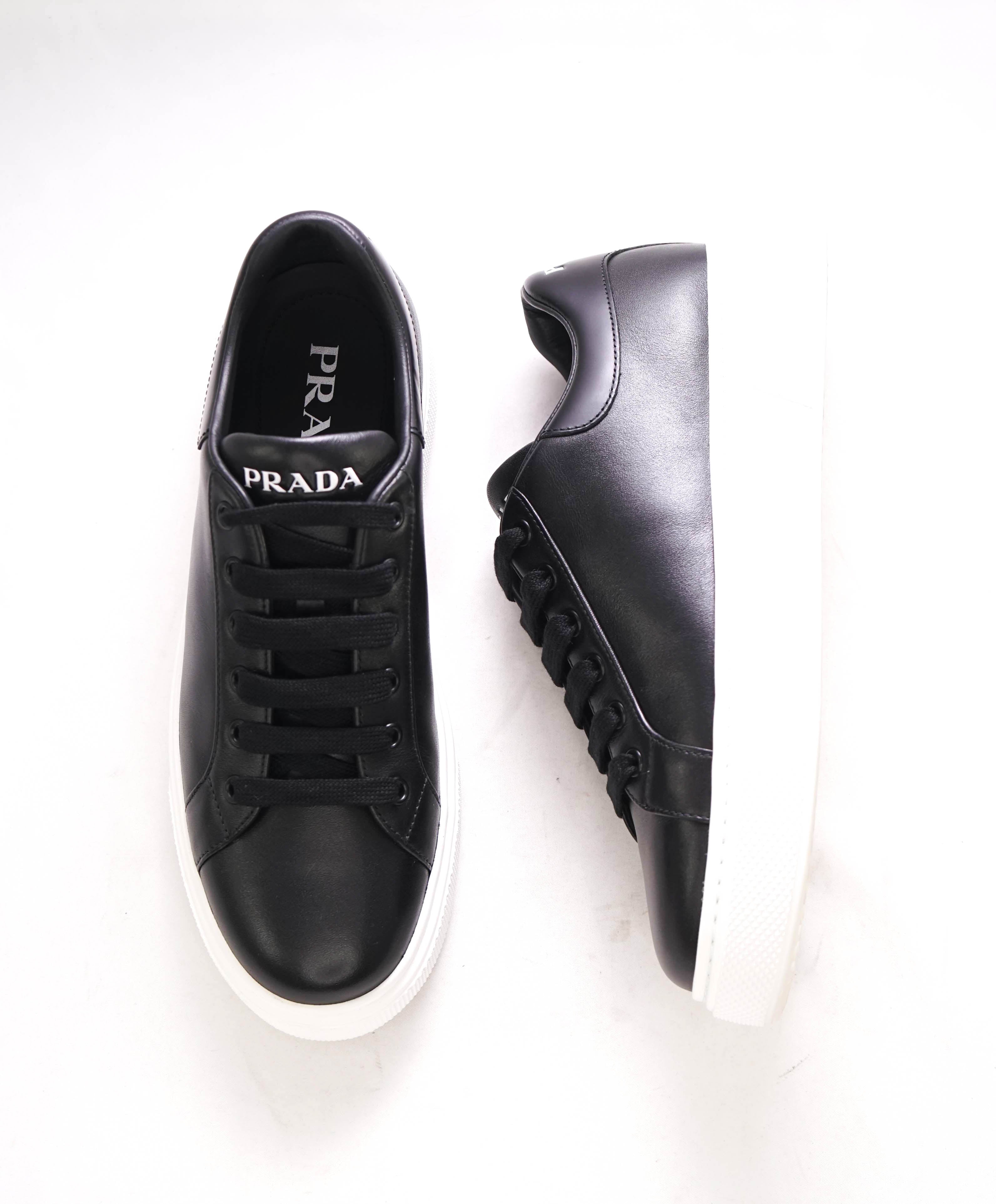 $1,150 PRADA -  Black/White Leather Sneakers With Logo Detail - 9 US (39 IT) (WOMEN)