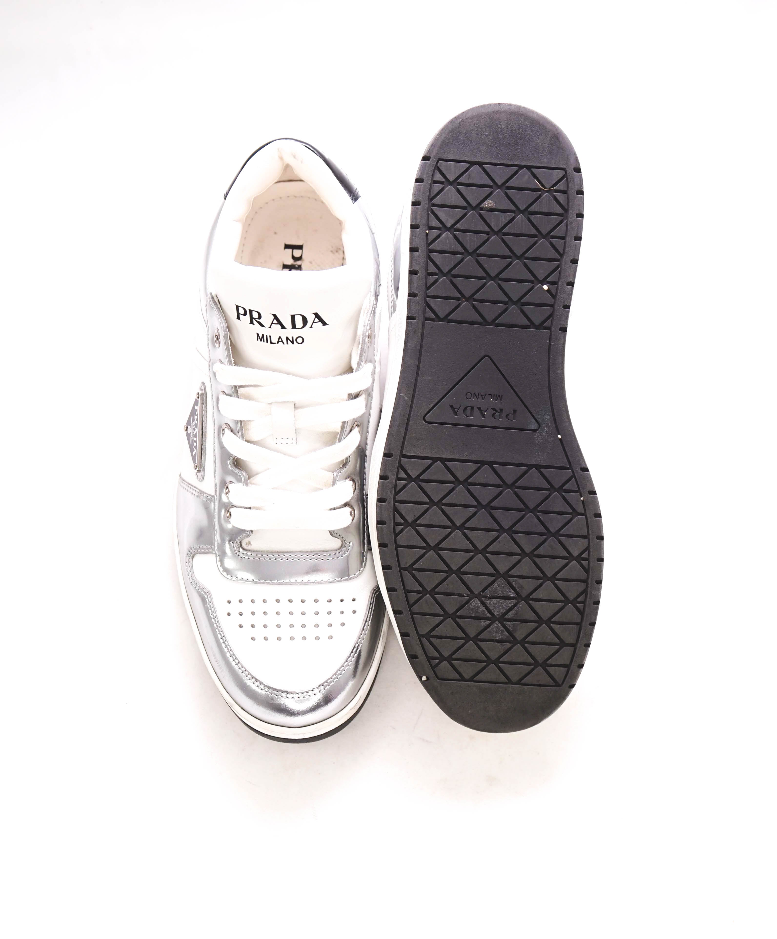 $1,100 PRADA - "DOWNTOWN" White/Silver Leather Sneakers With Logo Detail - 7 US (6 IT)