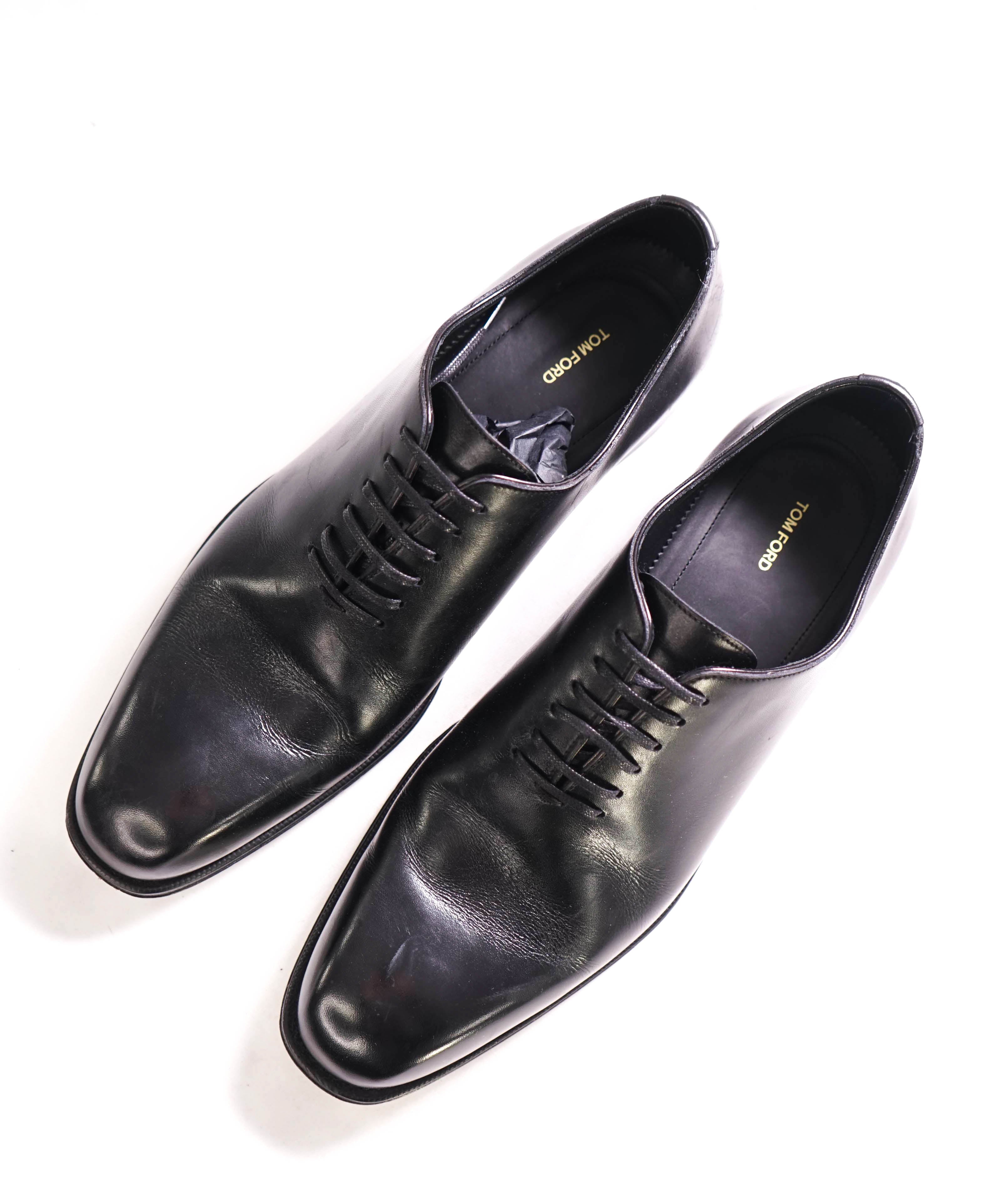 $1,890 TOM FORD - "ELKAN" Black Leather WHOLECUT Oxfords - 10.5 US (10 TF)