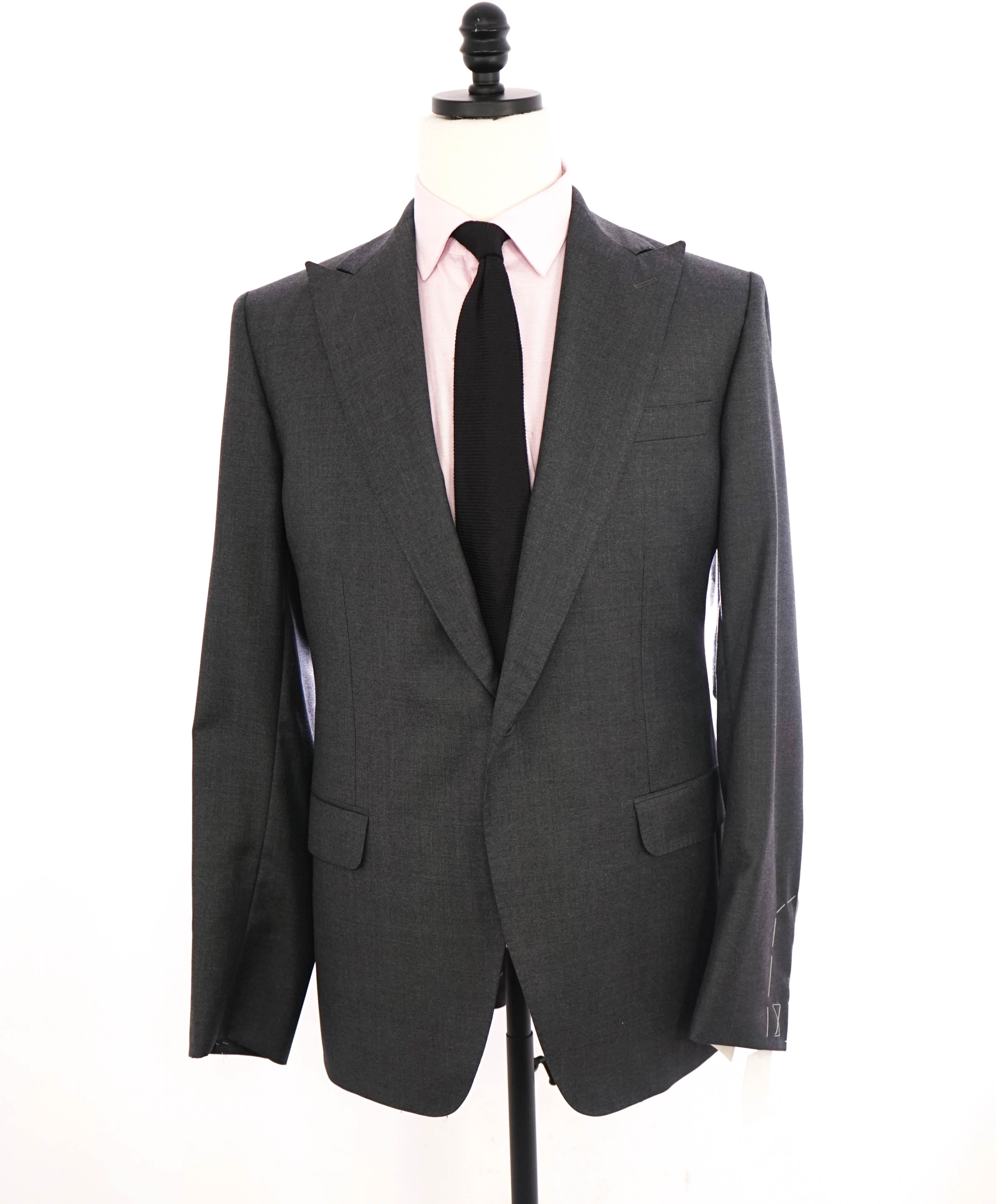 $2,295 PHINEAS COLE by Paul Stuart - Gray *SIDE TAB* 1-Btn Peak Lapel Suit - 44L