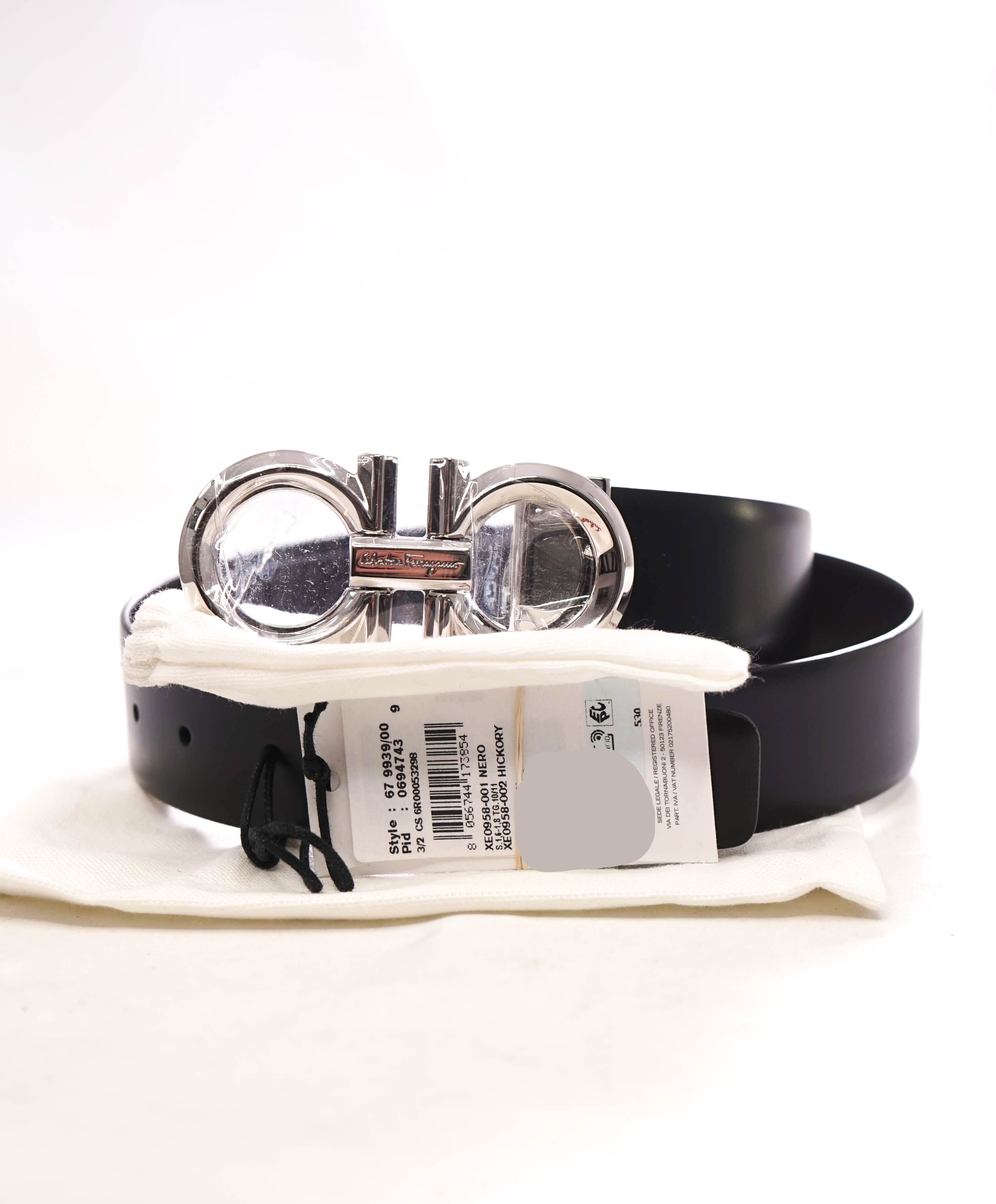 $535 SALVATORE FERRAGAMO - Black/Brown Gancini Leather Belt - 46W (Cut To Size)