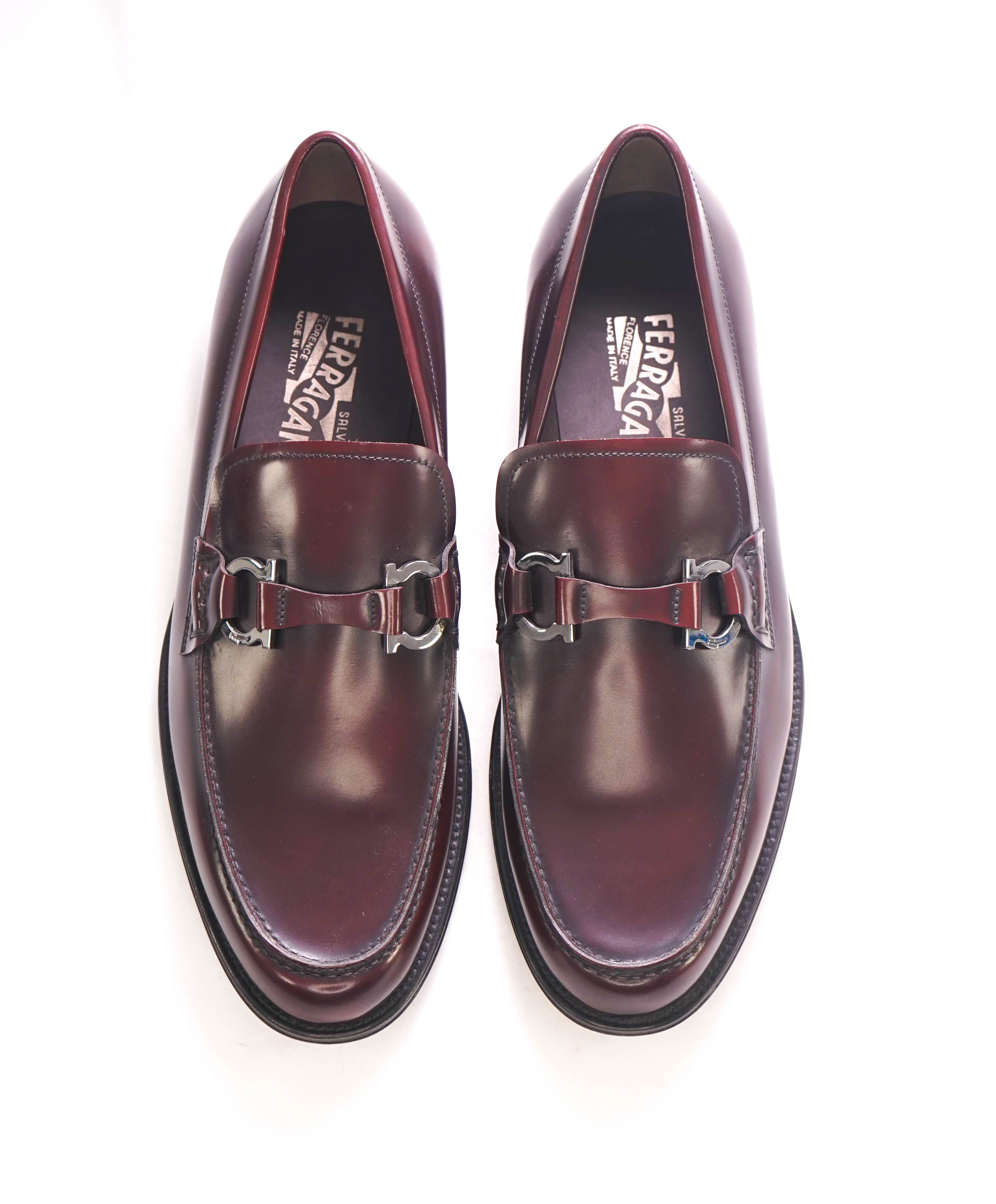 $1,395 SALVATORE FERRAGAMO - Cherry Shell Cordovan GANCINI Bit Loafer - 8.5 E