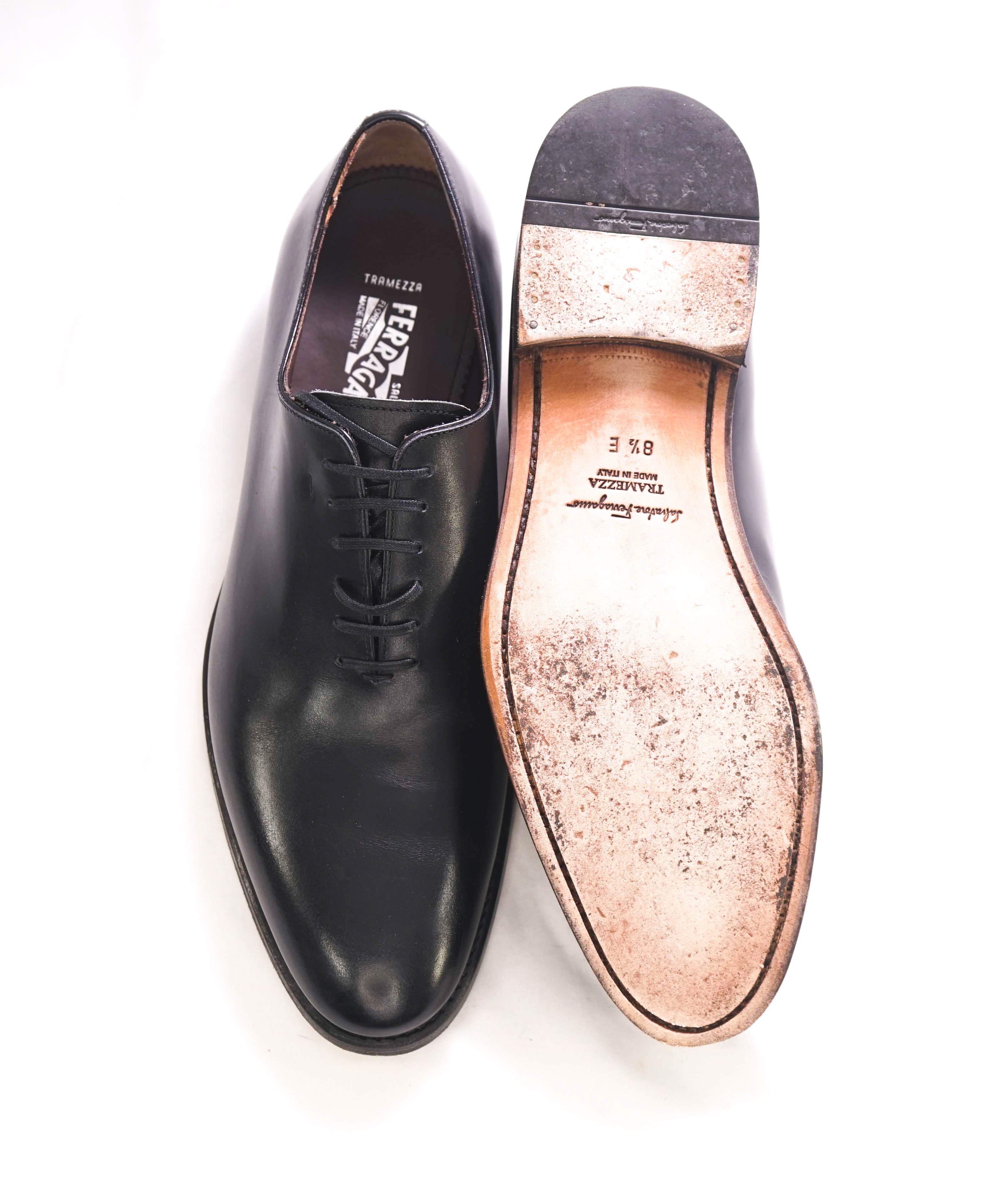 $1,395 SALVATORE FERRAGAMO - "ANGIOLO Tramezza" Black Whole-Cut Silhouette Oxfords - 8.5 E