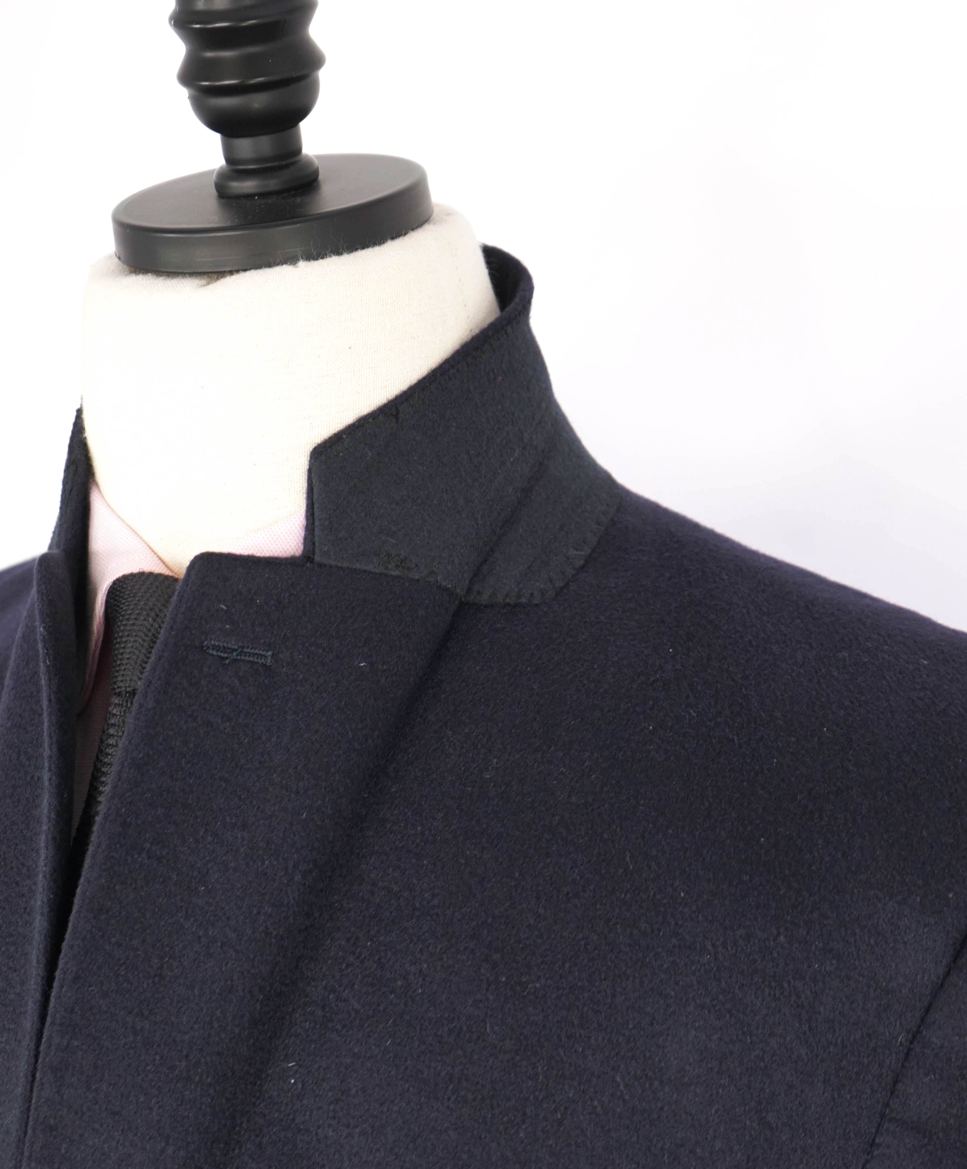 $1,295 NEIMAN MARCUS - 100% PURE CASHMERE Navy Blazer- 42R US