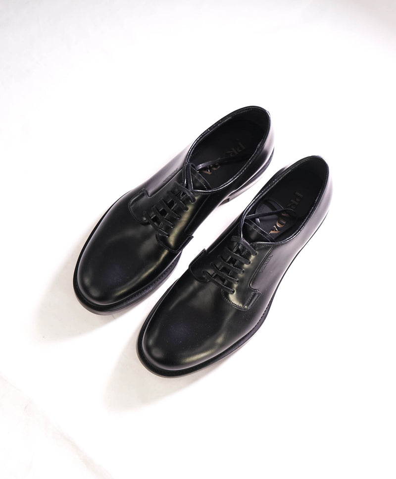 $1,150 PRADA - Black Brushed Leather Derby Lace-Ups - 9 US (8 Prada)