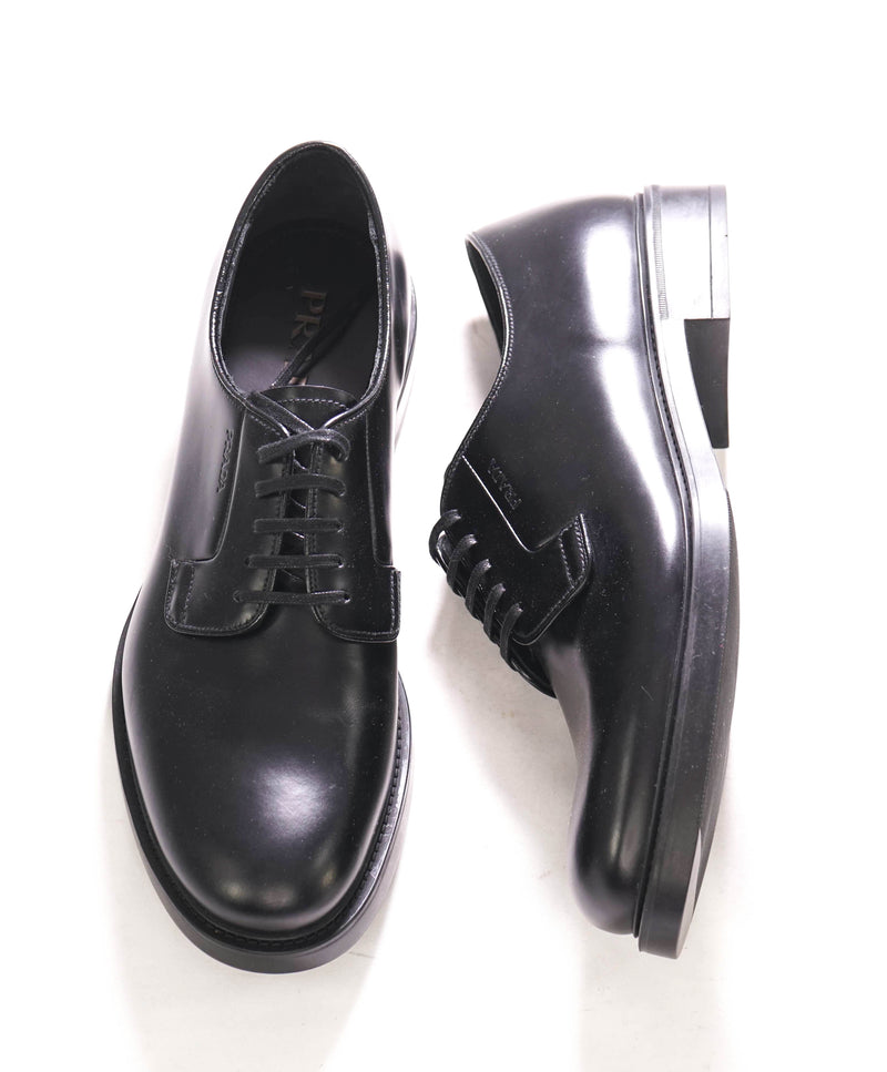 $1,150 PRADA - Black Brushed Leather Derby Lace-Ups - 9 US (8 Prada)