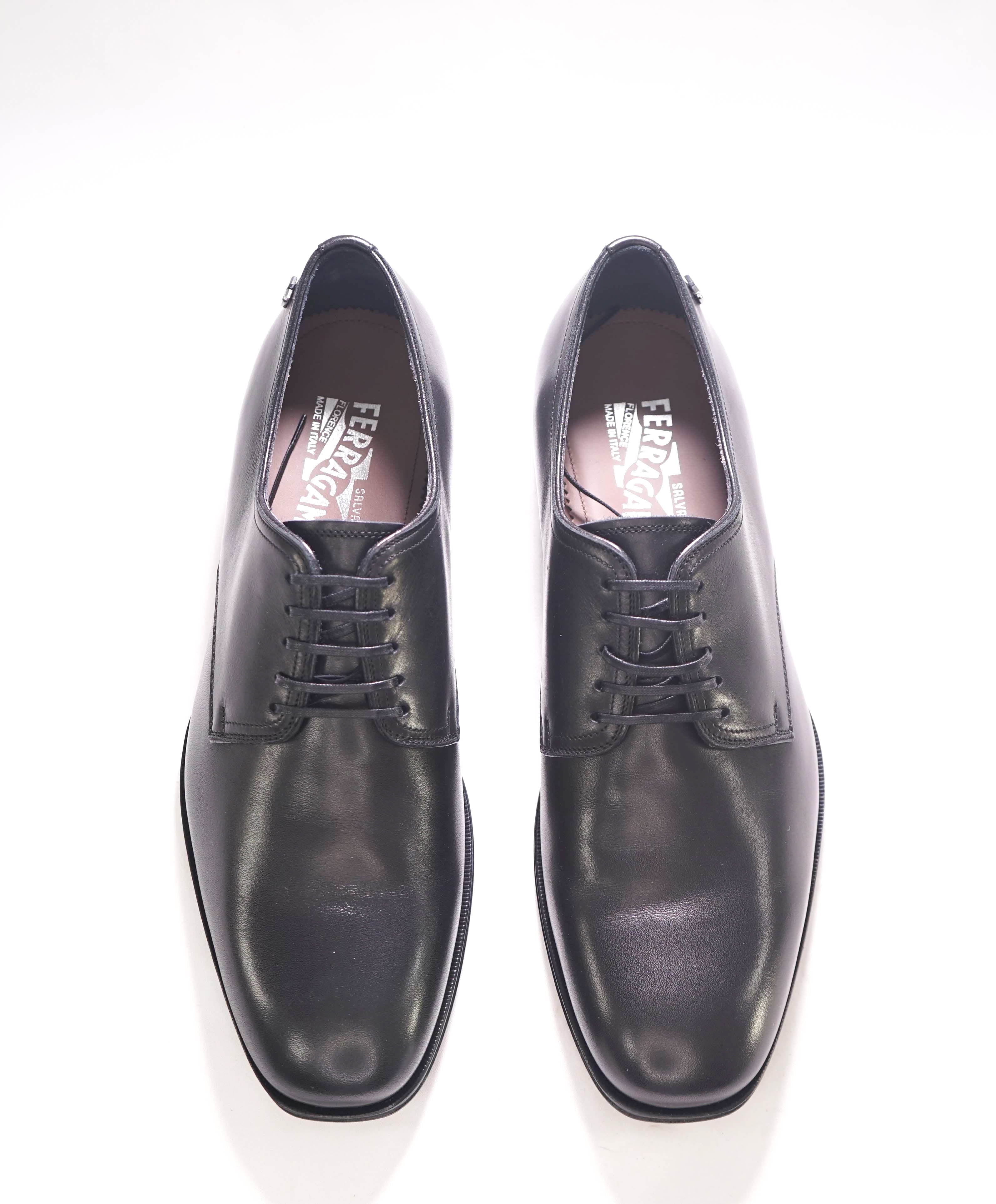 $895 SALVATORE FERRAGAMO - "PERSHORE" Logo Black Lace-Up Oxford  - 10 D