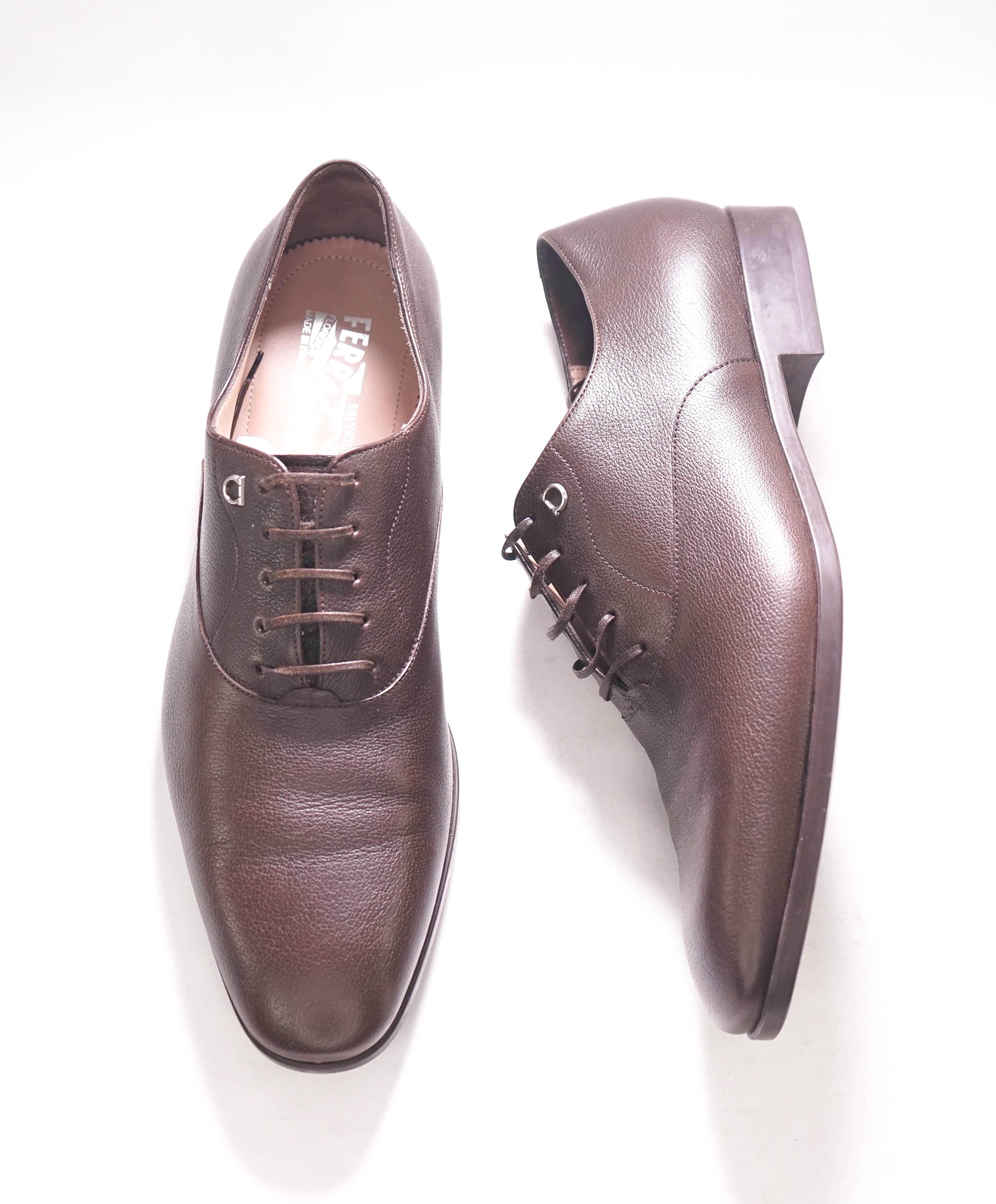 $750 SALVATORE FERRAGAMO - "TOULOUSE" Brown LOGO Sleek Oxford - 10 E