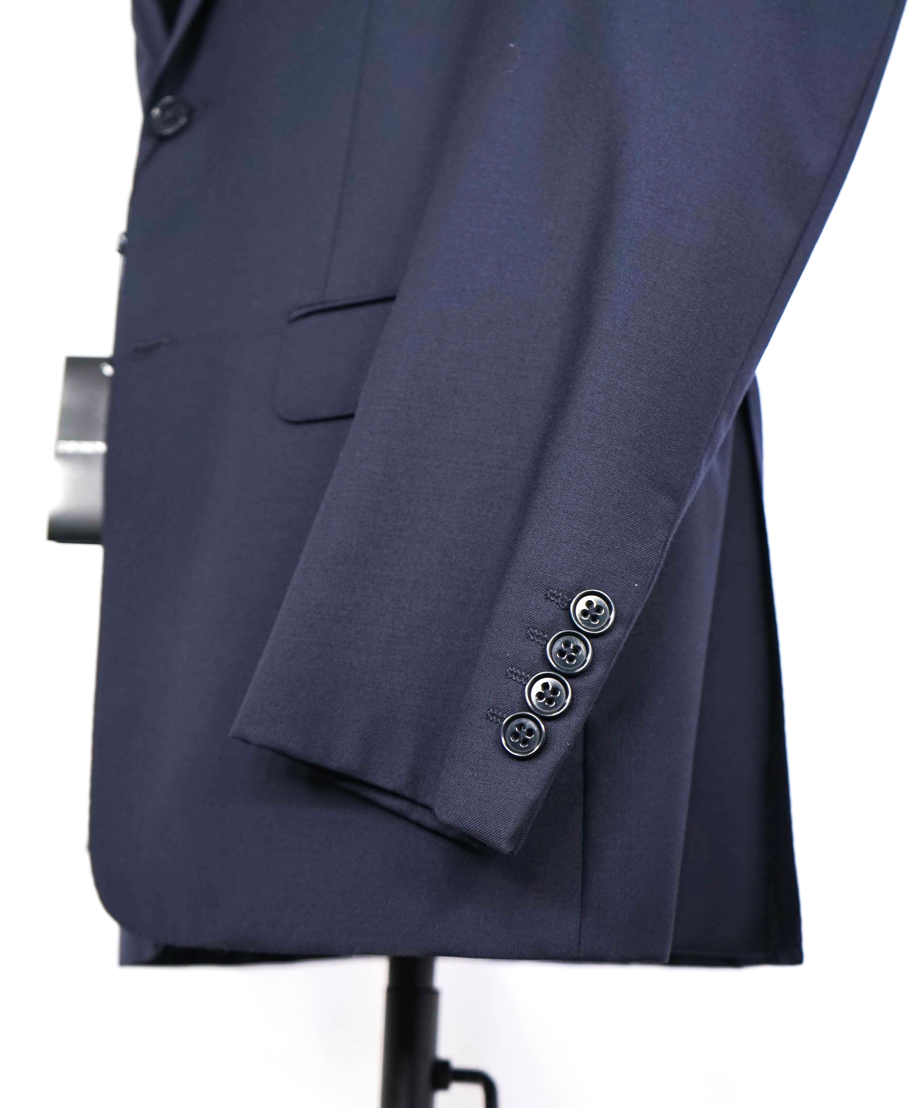 $1,995 EMPORIO ARMANI -Super 130's  “G LINE” Navy Suit - 40R 36W