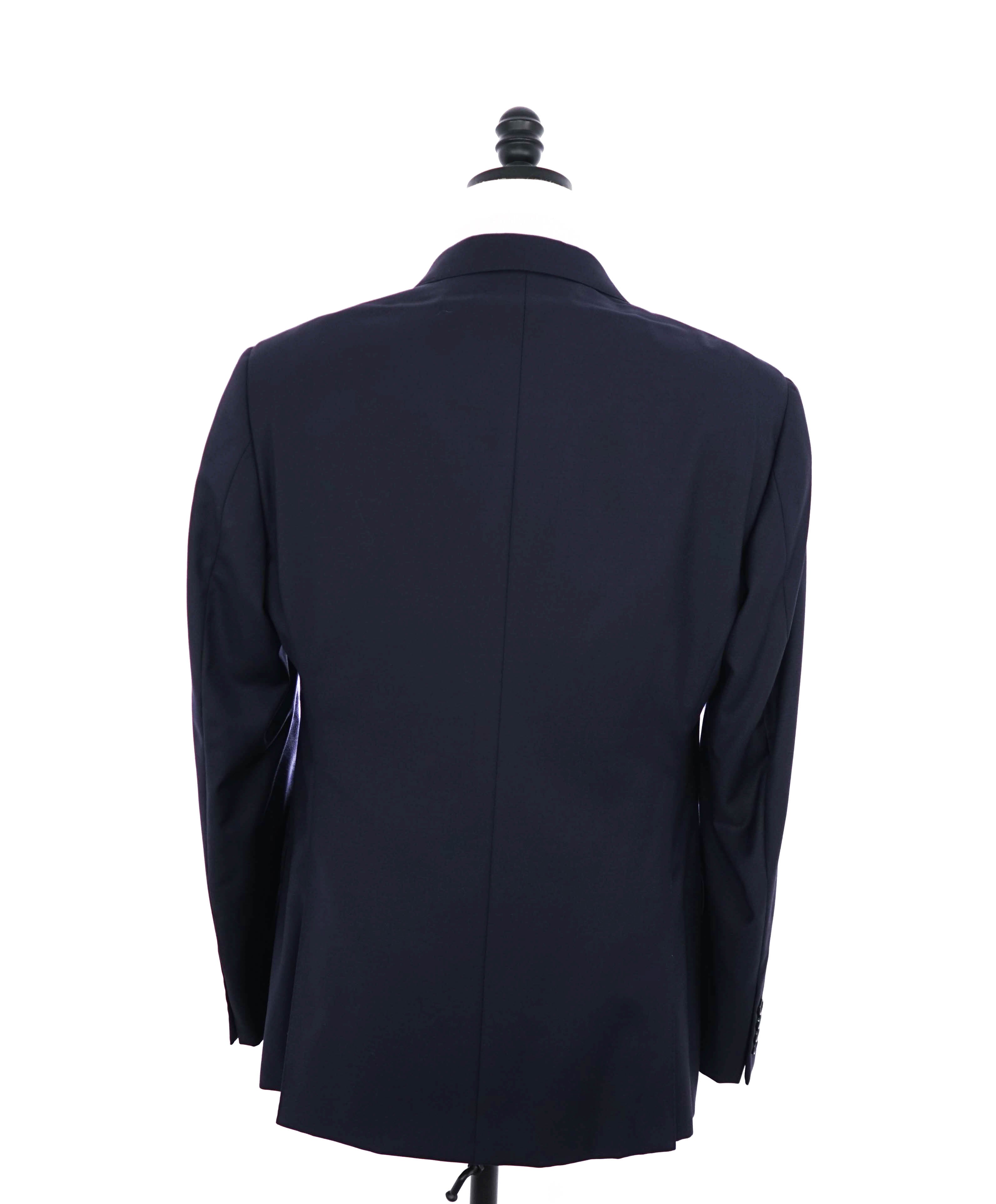 $1,995 EMPORIO ARMANI -Super 130's  “G LINE” Navy Suit - 40R