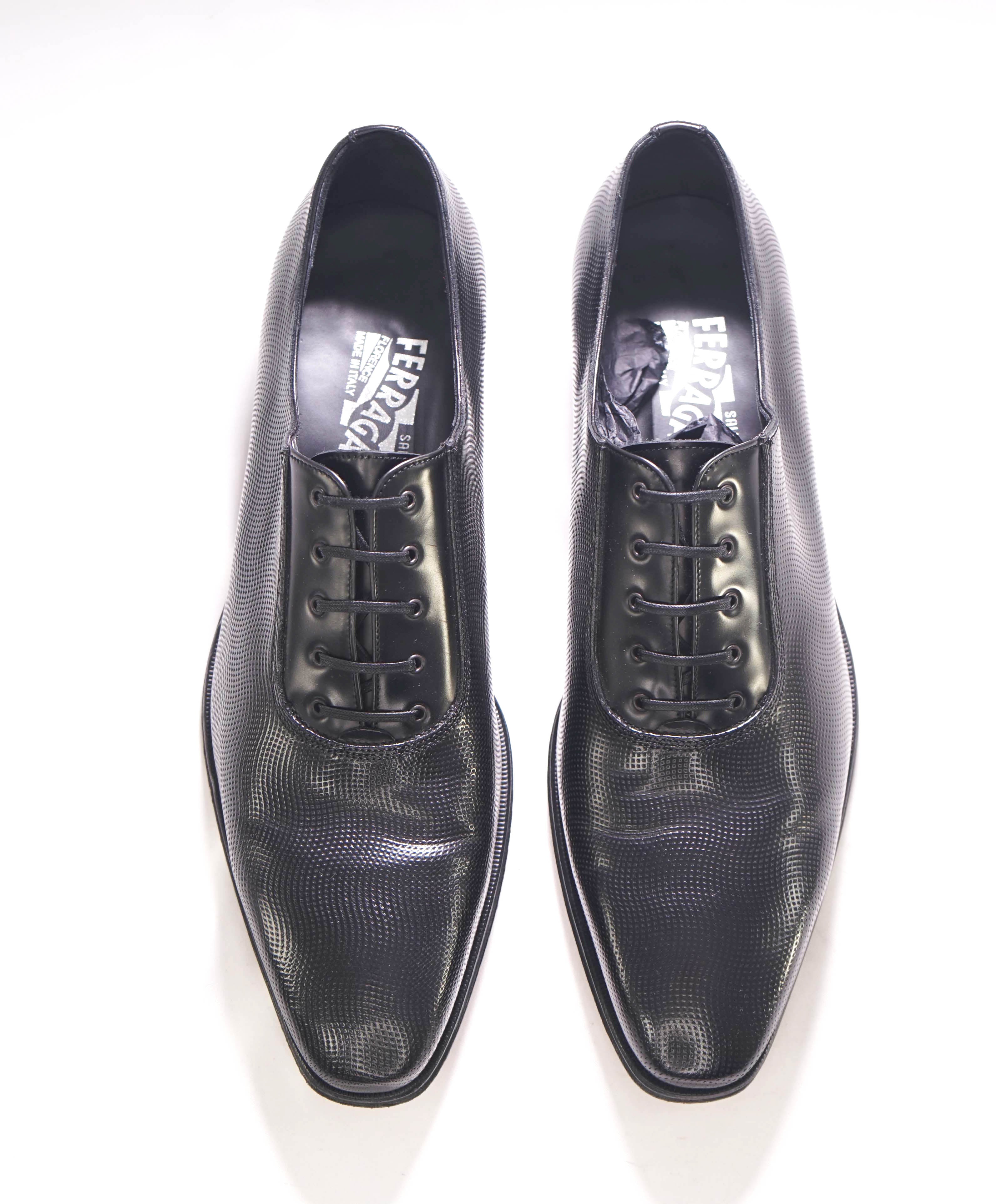 $850 SALVATORE FERRAGAMO - "FARNESE" Textured Black Oxfords - 9.5 D