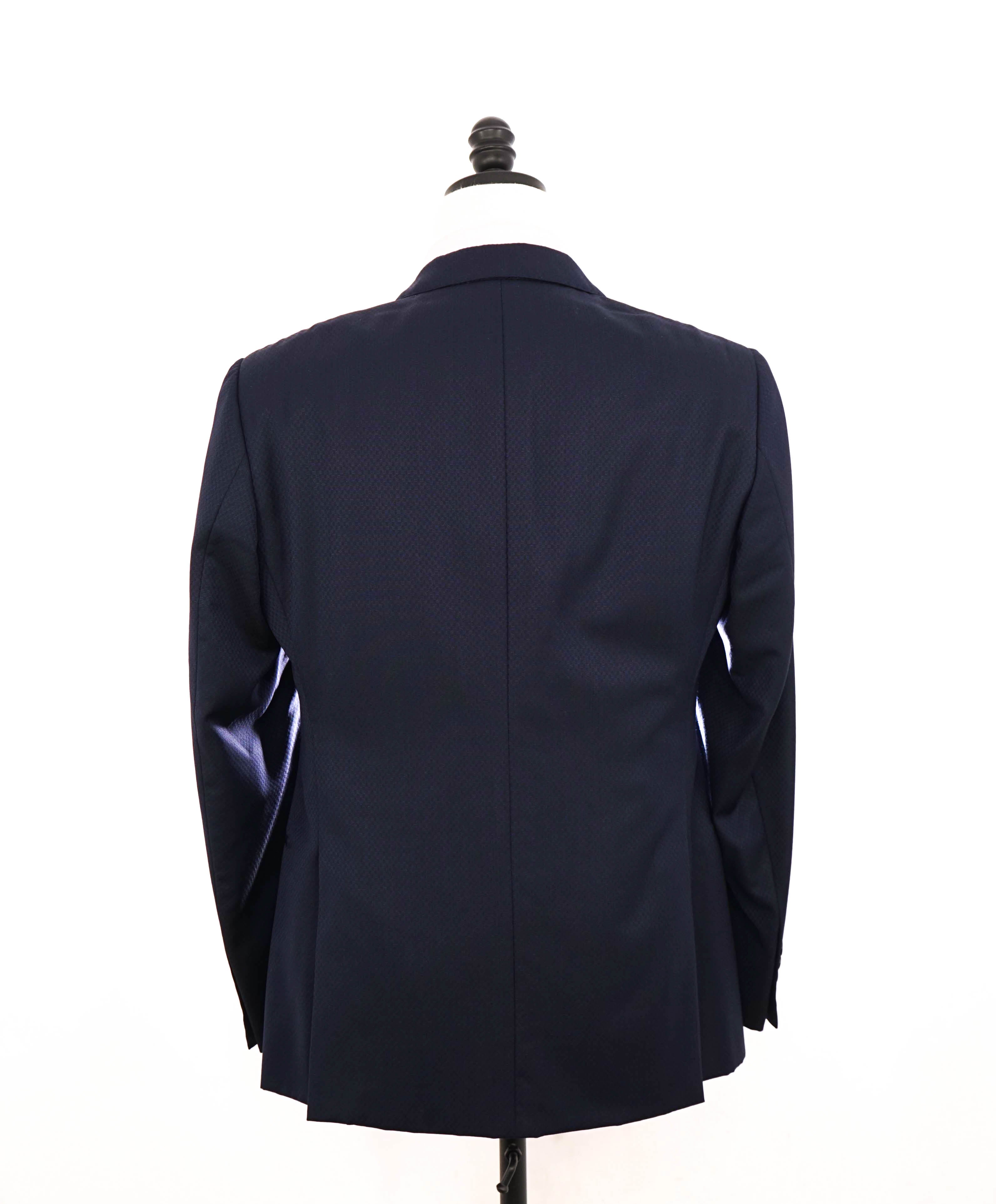 $2,295 ARMANI COLLEZIONI - "G Line" Blue Textured Dinner Jacket Blazer - 40R US